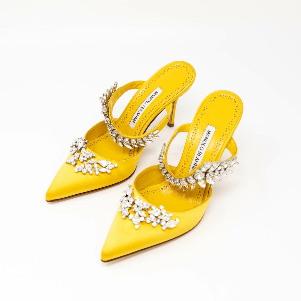 Manolo Blahnik Women's Yellow Satin Lurum Pumps Size 36.5 - Elegant High Heels for Weddings, Parties & Special Occasions