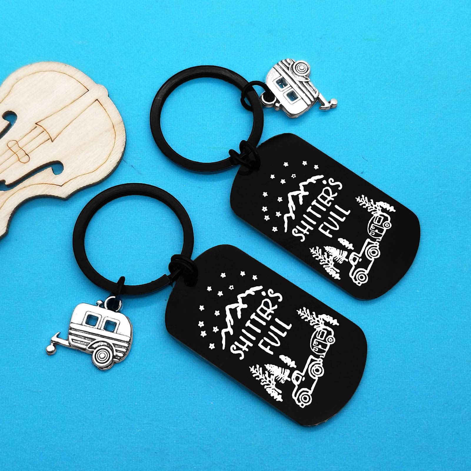 Xiahuyu 2pcs Happy Camper Keychain Set - RV & Trailer Keychains for Men & Women - Perfect Camping Gifts for Outdoor Enthusiasts - Ideal for Camping Trips, RV Adventures & Outdoor Activities