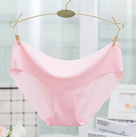Seamless Ultra Thin Women's Underwear - Comfortable & Breathable Panties for Everyday Wear, Yoga & Workout
