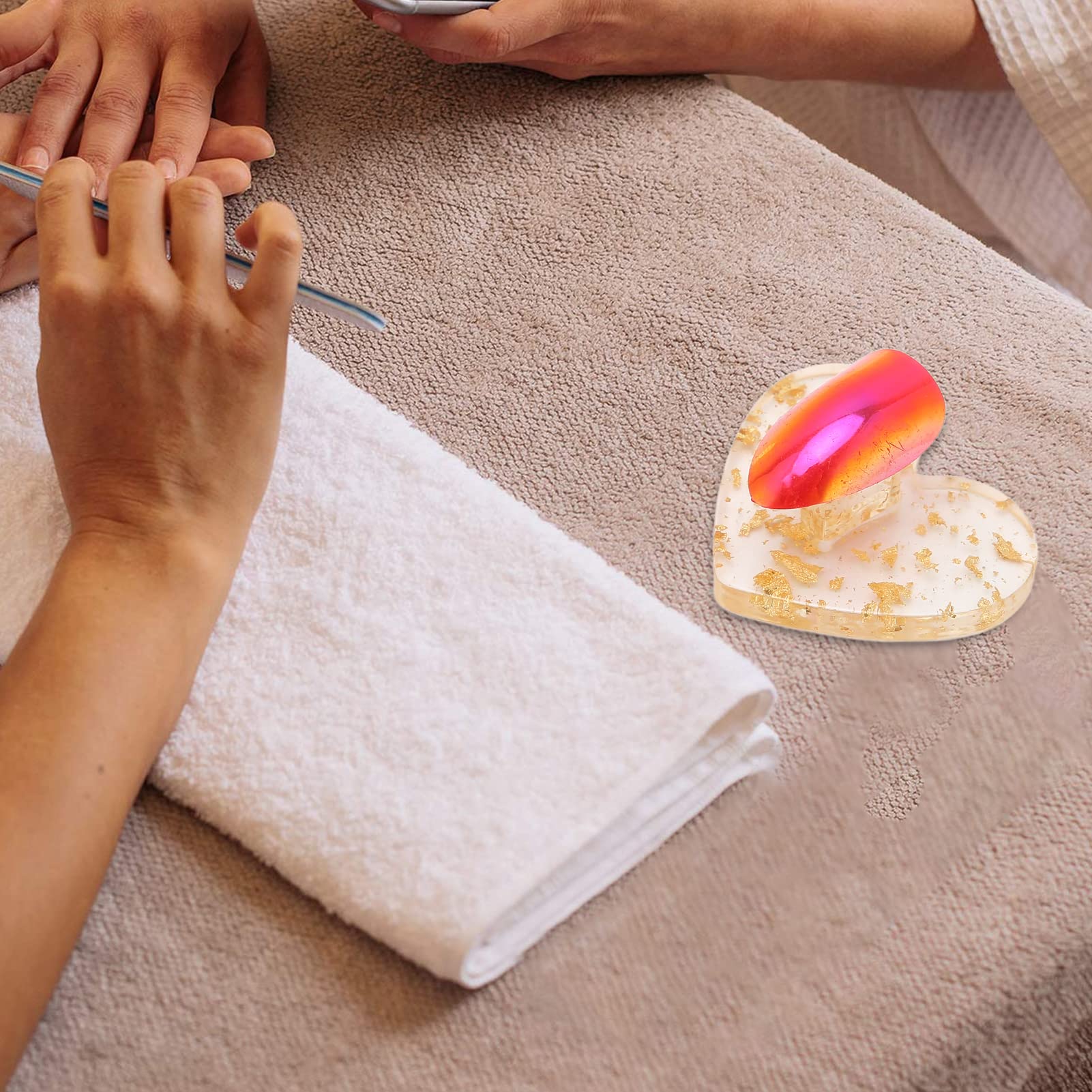 Multi-Functional Heart-Shaped Nail Tip Holder Stand for Nail Art & Salon Professionals - Perfect for Home, Salon & Professional Nail Technicians - Ideal for Gel, Acrylic & Dip Powder Nail Applications