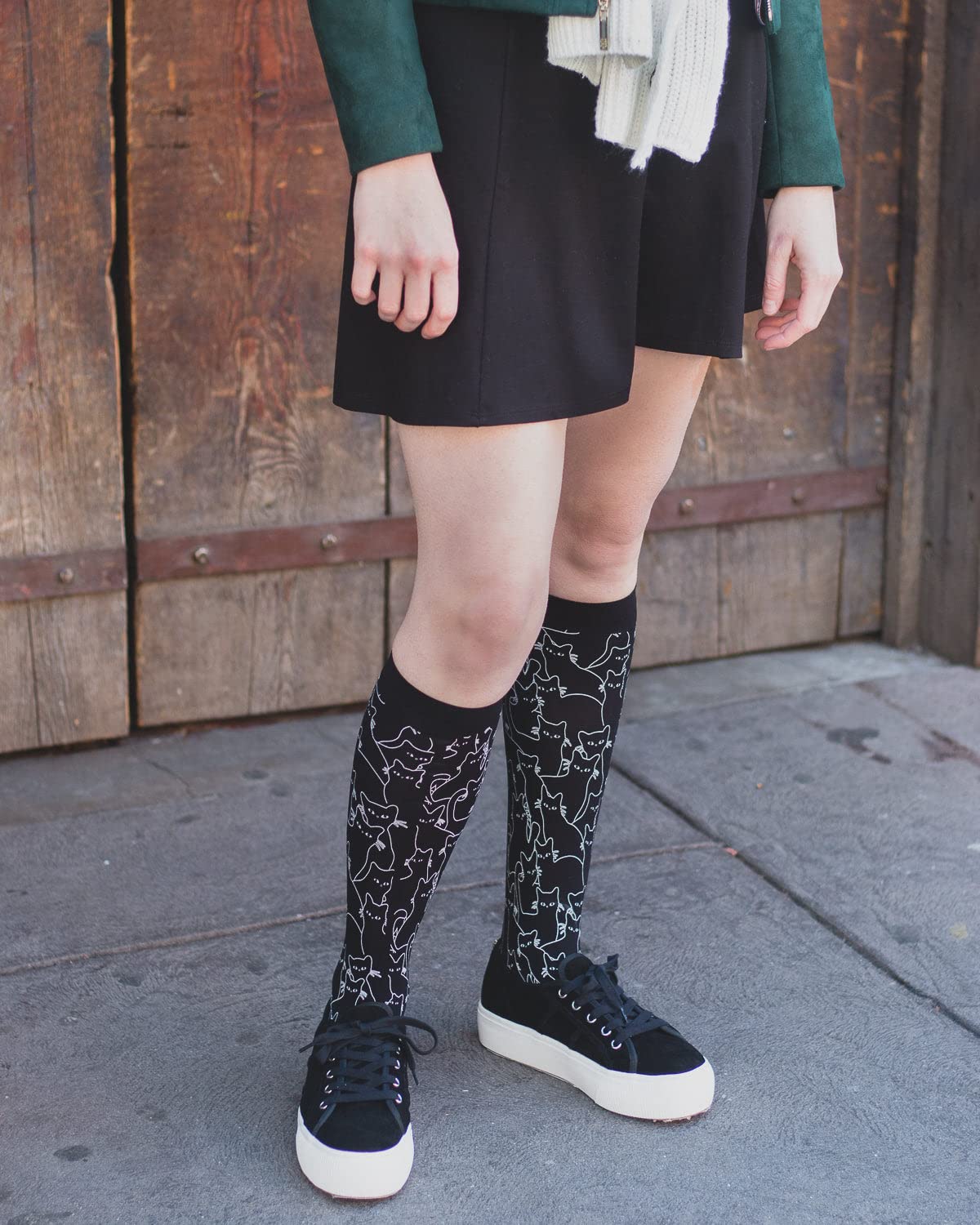 MeMoi Women's Kitten Print Knee High Socks - Cute Cat Pattern Stockings for Casual Wear, Cosplay & Outfits