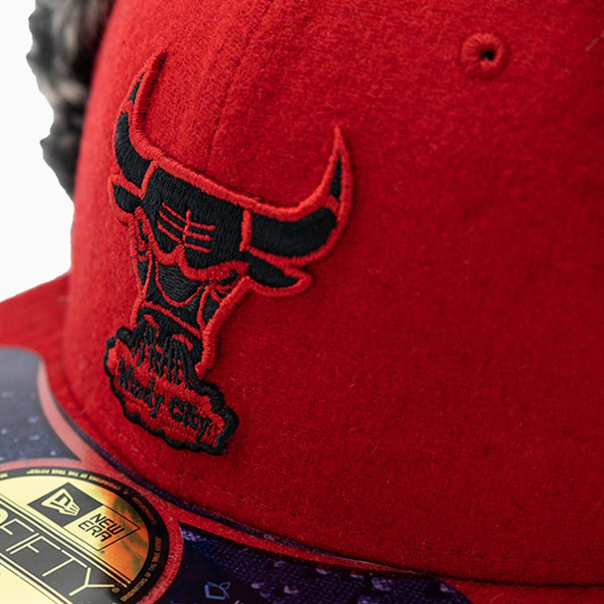 Chicago Bulls NBA Official 59FIFTY Fitted Hat for Men - Adjustable Baseball Cap for Sports Fans, Streetwear & Casual Outfits