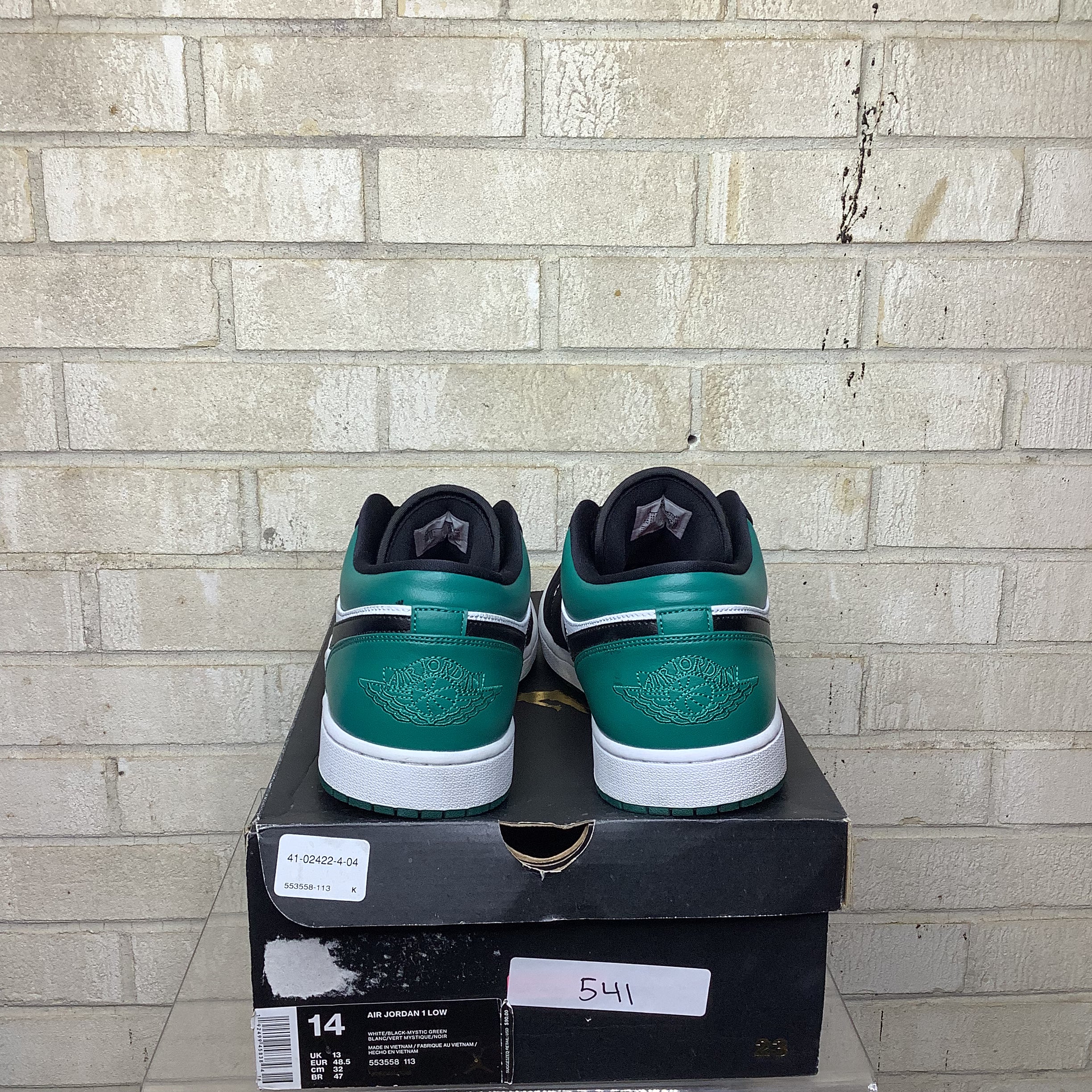 Original Title: AIR JORDAN 1 LOW WHITE BLACK MYSTIC GREEN SIZE 14 553558 113   Optimized Title: **Air Jordan 1 Low Sneakers - White, Black & Mystic Green - Men's Size 14 (Style 553558-113) - Perfect for Casual Wear, Street Style & Basketball Fans**