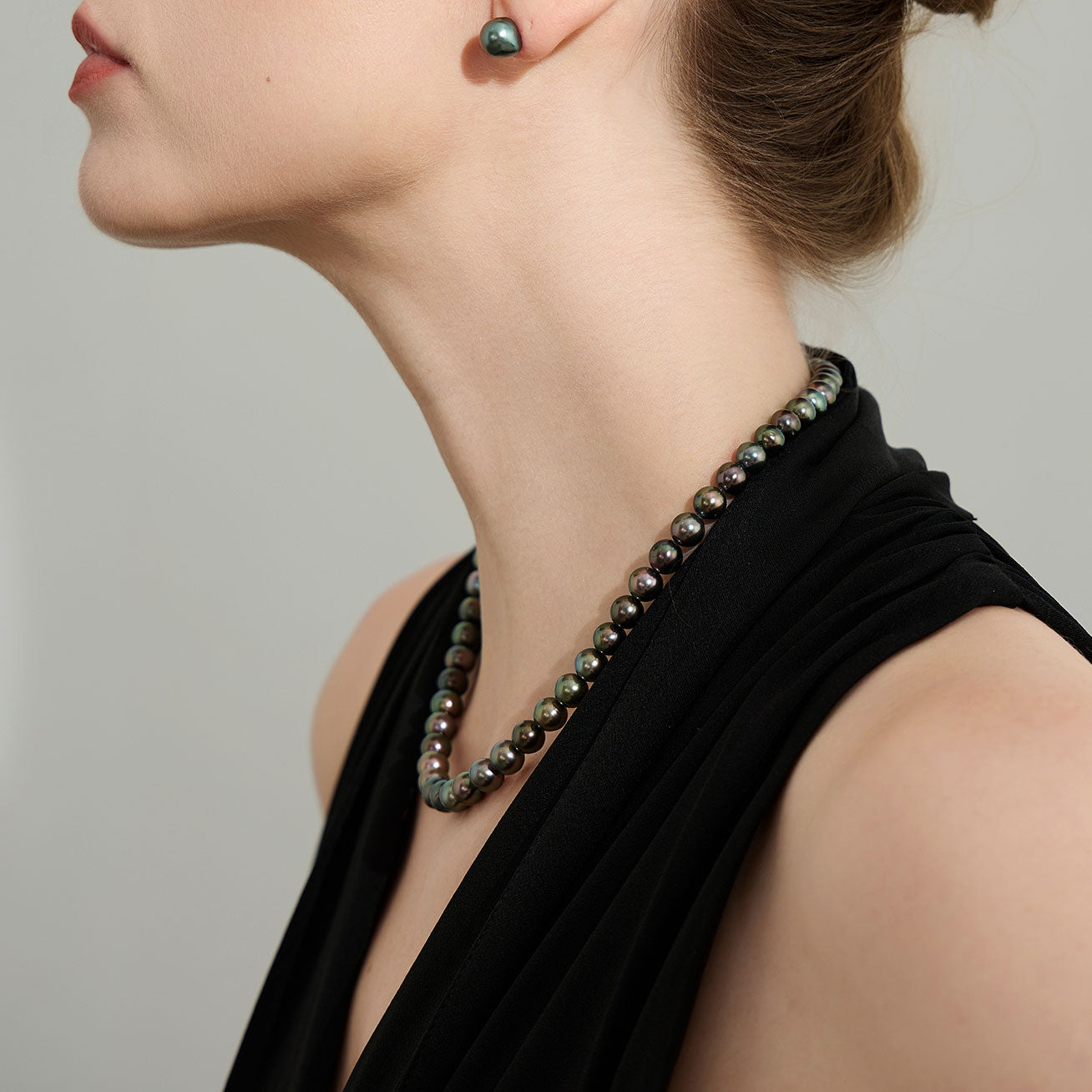 18K Solid Gold Aurora Tahitian Pearl Necklace - Elegant Peacock Jewelry for Women, Luxury Gift for Her, Perfect for Weddings & Special Occasions