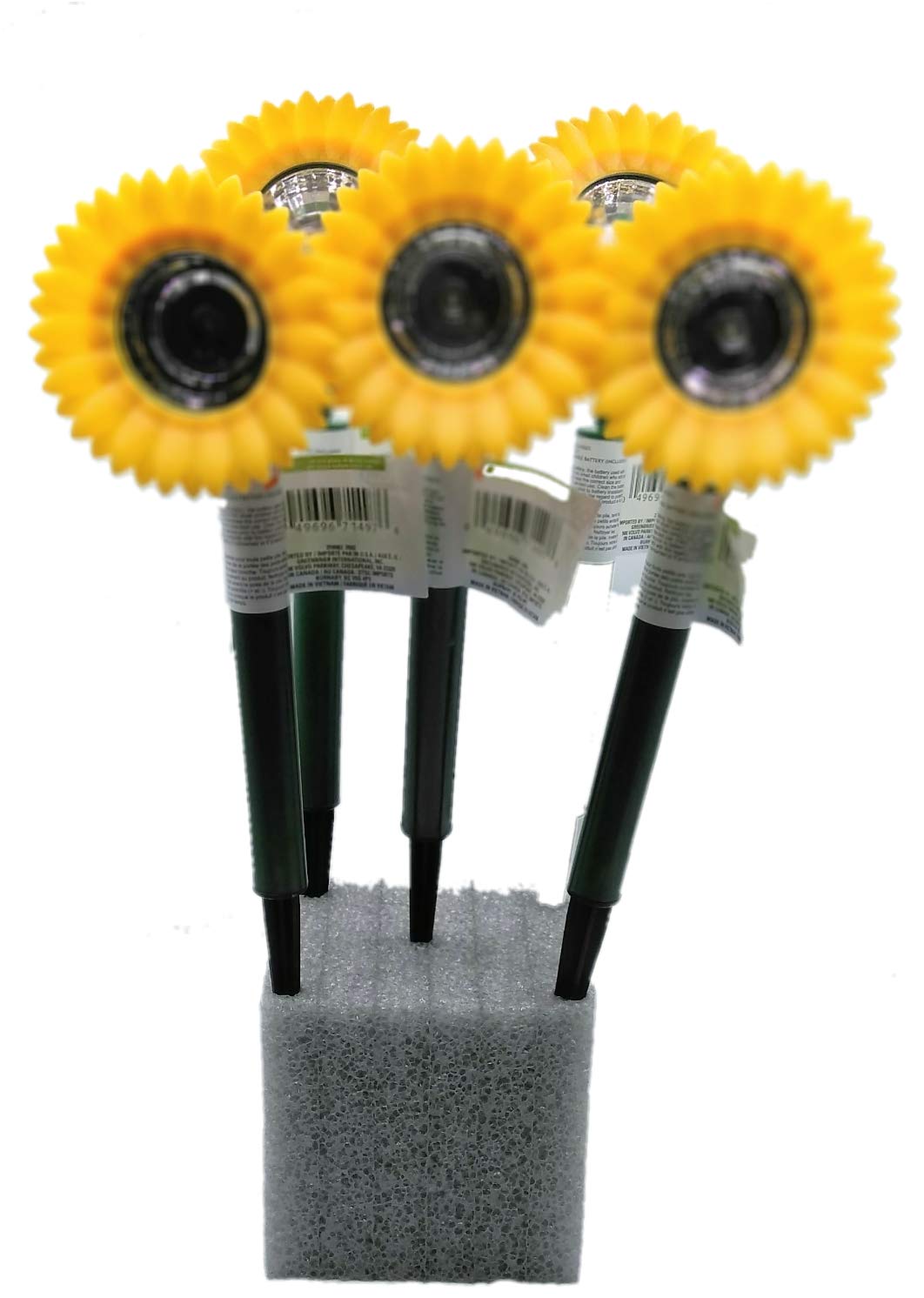 Sunflower Solar Garden Lights Outdoor - Waterproof Solar Powered Stake Lights for Yard, Pathway, Lawn Decoration - Perfect for Patio, Backyard, Garden Decor at Night