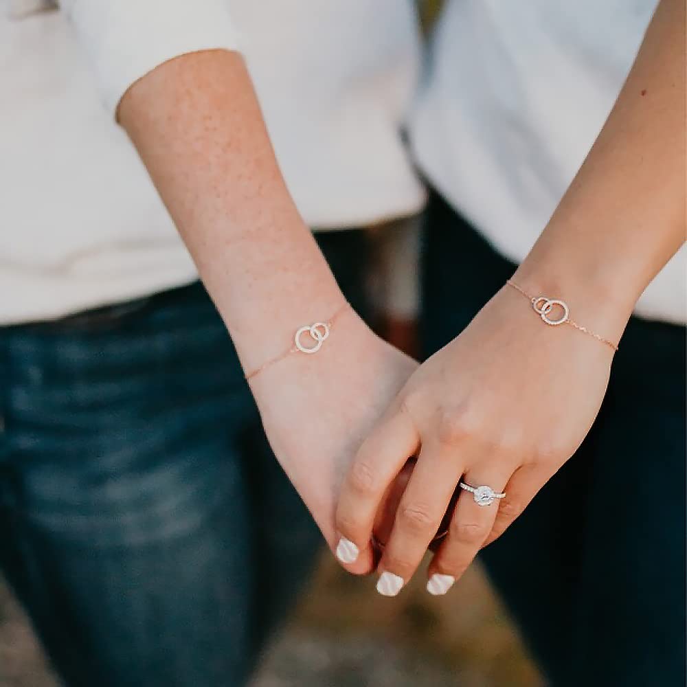 A+O Sister Gift - Interlocking Circle Necklace & Bracelet Set in Gold, Rose Gold, or Sterling Silver - Perfect for Birthdays, Anniversaries, and Best Friend Gifts