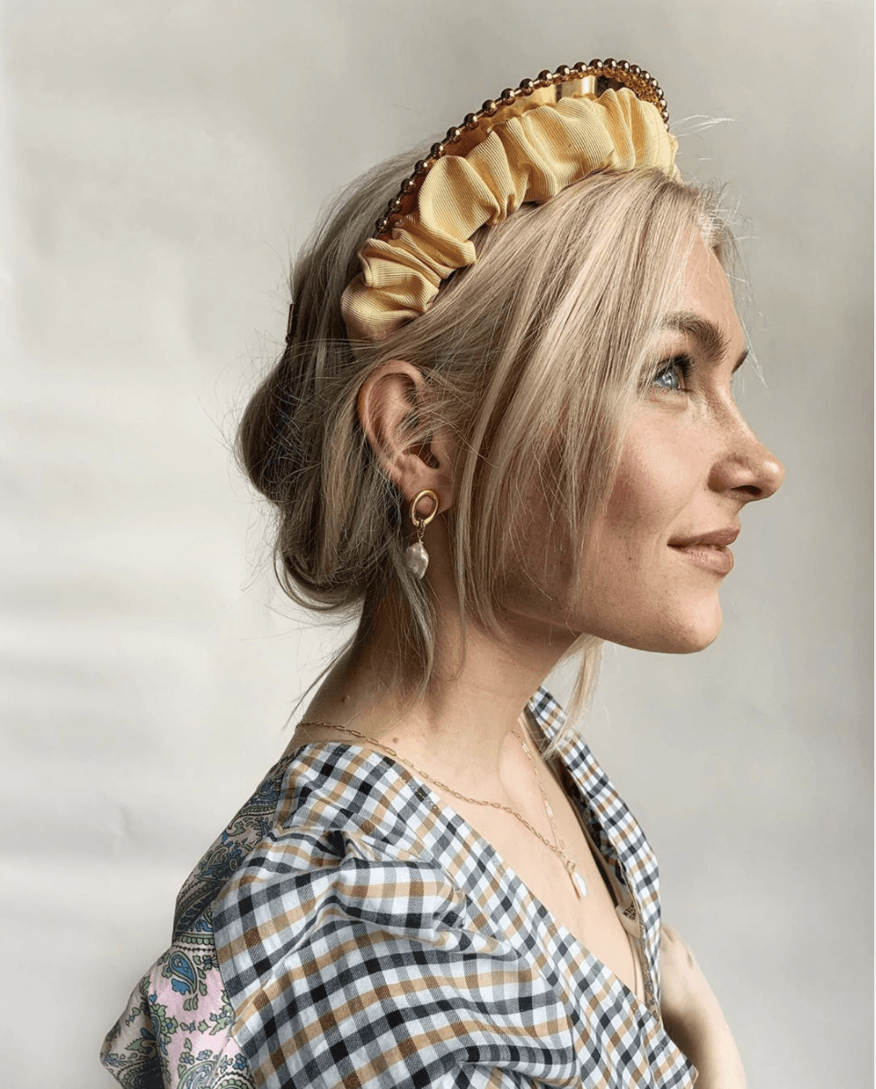 Stylish Glossy Ball Chain Wide Headband for Women - Fashion Hair Accessory for Parties, Workouts, and Everyday Wear