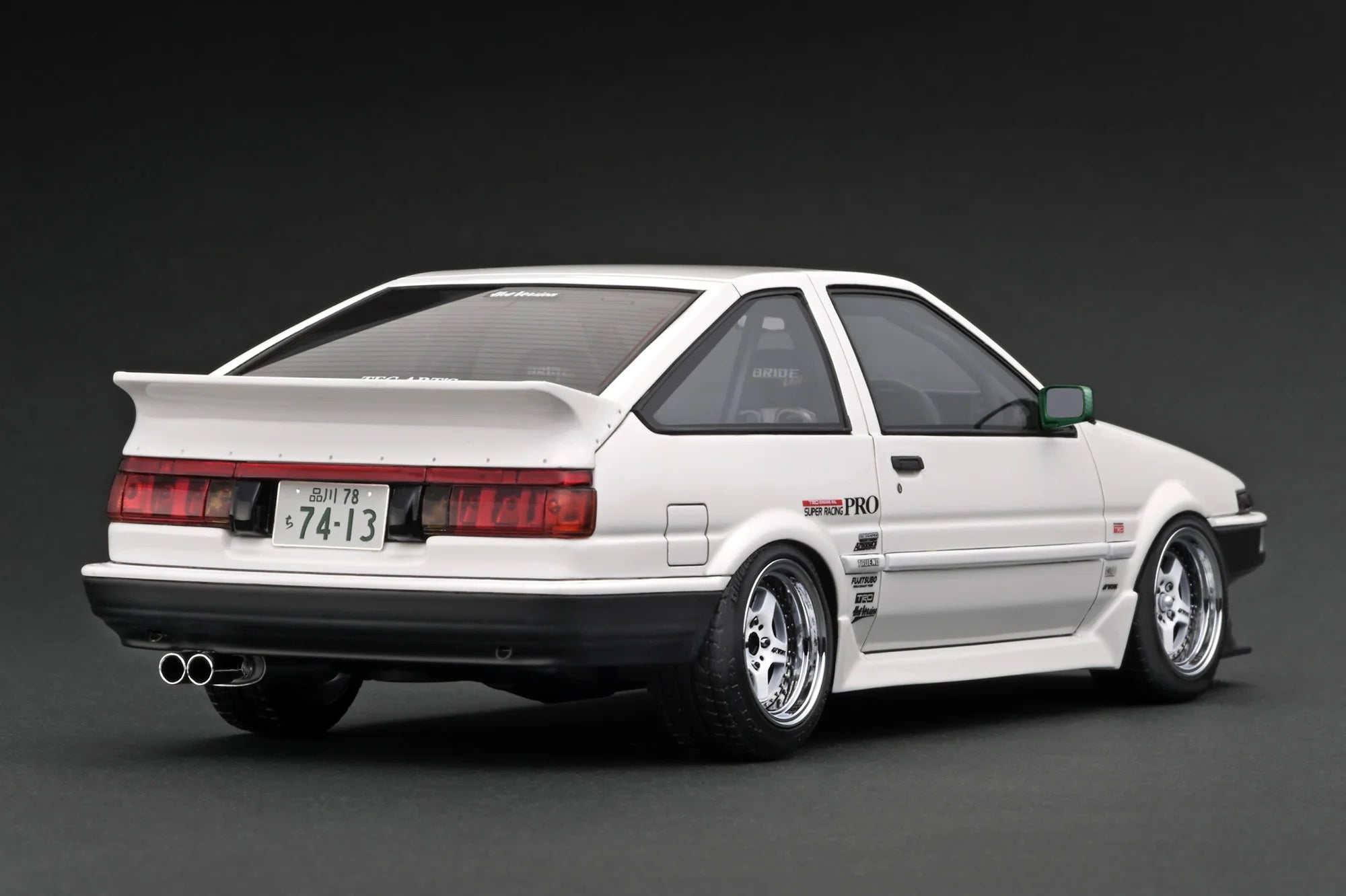 1:18 Scale Toyota Sprinter Trueno AE86 3-Door TK Street Late Version White Diecast Model Car - Perfect for Collectors, Drift Racing Enthusiasts, and Initial D Anime Fans Display