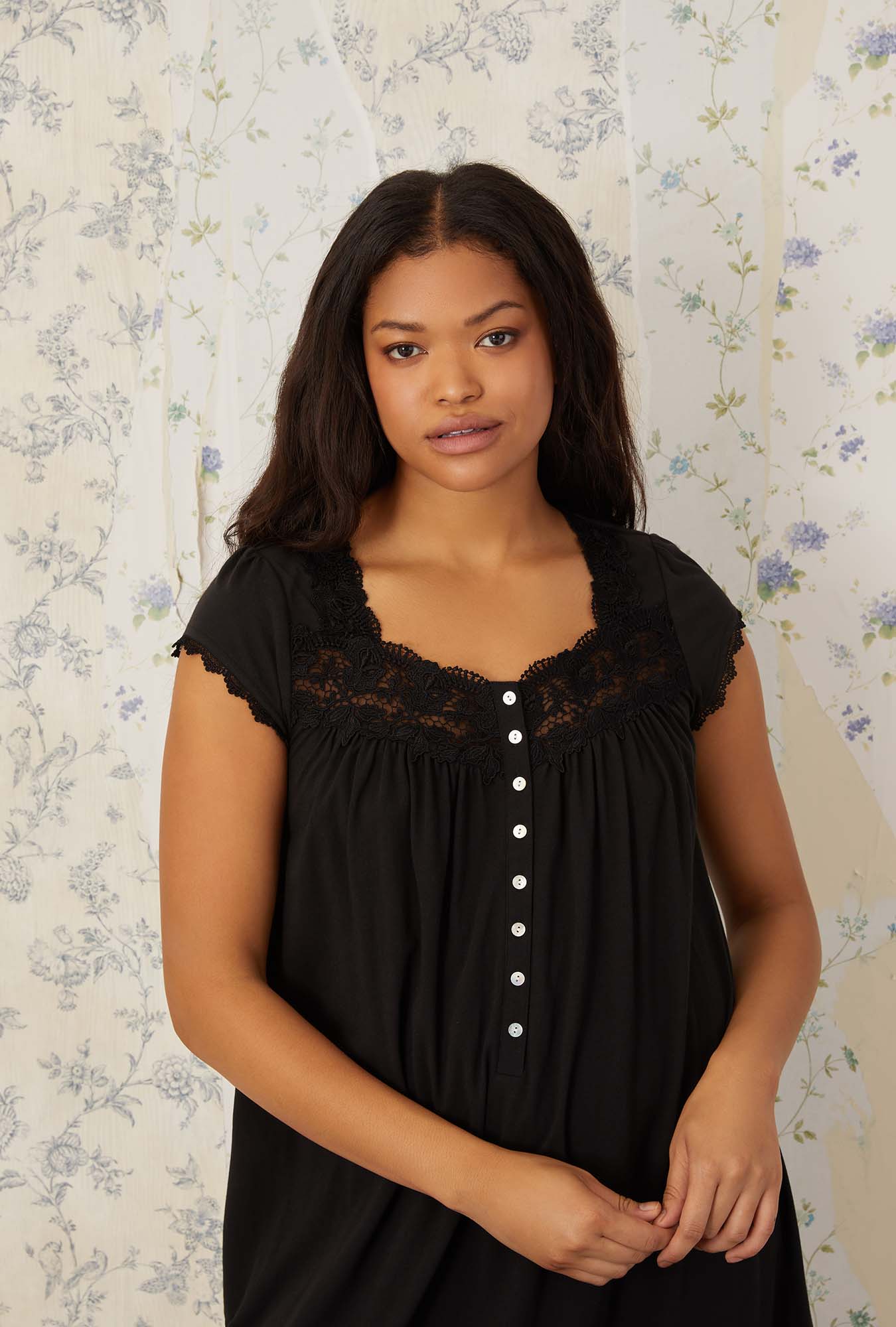 Villa Blanca Waltz Knit Nightgown - Women's Elegant Lace Trim Sleepwear for Comfortable Nights & Romantic Evenings | Perfect for Bedtime, Honeymoon & Anniversary Gifts