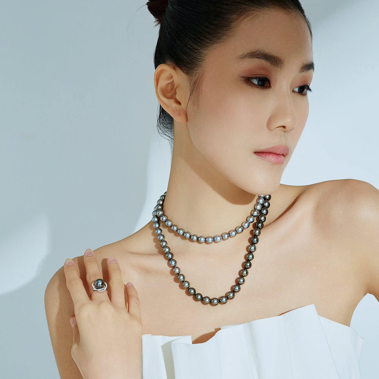 18K Solid Gold Aurora Peacock Tahitian Pearl Necklace - Elegant Jewelry Gift for Women - Perfect for Weddings, Anniversaries & Special Occasions