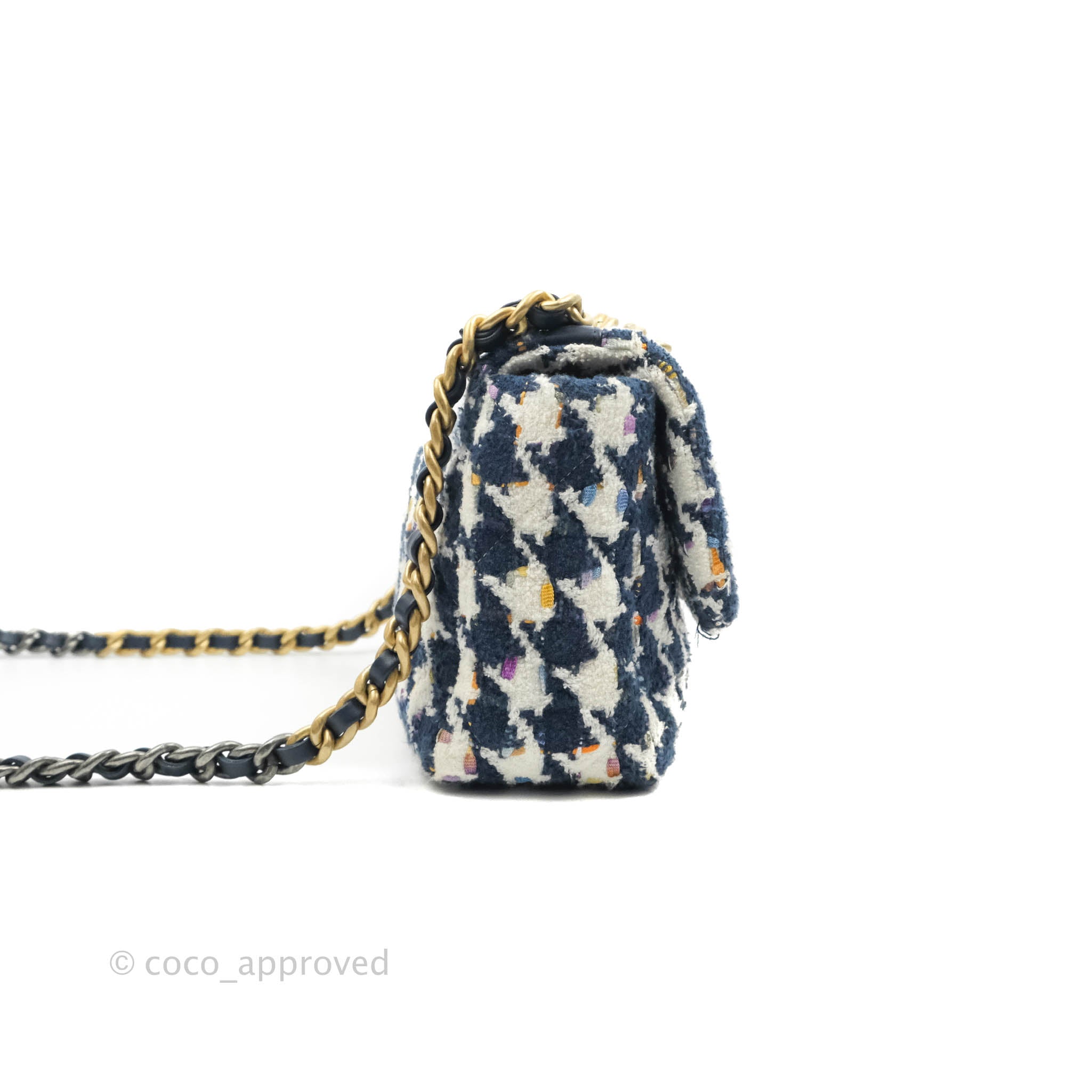 Chanel 19 Small Quilted Houndstooth Tweed Handbag in Blue & White with Mixed Hardware - Luxury Crossbody Bag for Women, Perfect for Date Night & Special Occasions