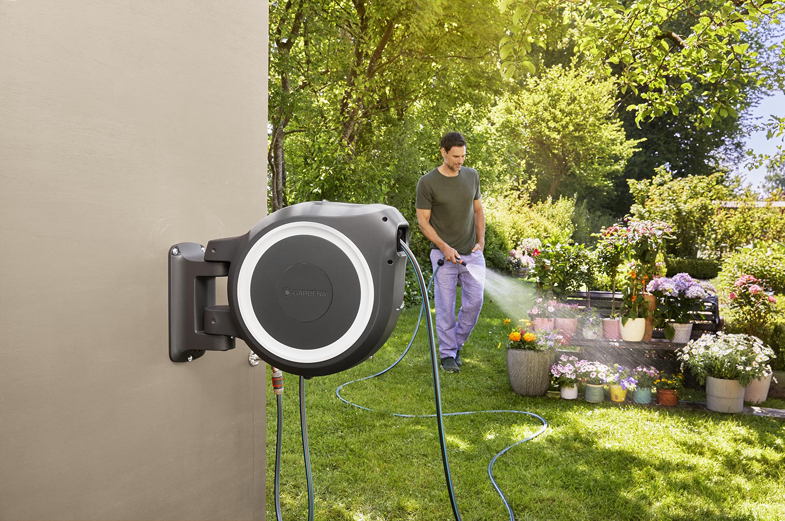 **Gardena Wall-Mounted Hose Box Rollup M/L (White) 25m - Swivel Hose Reel with 25m Hose & Mounting Kit for Medium to Large Gardens - Perfect for Lawn, Patio, and Backyard Watering (Model 18622-20)**