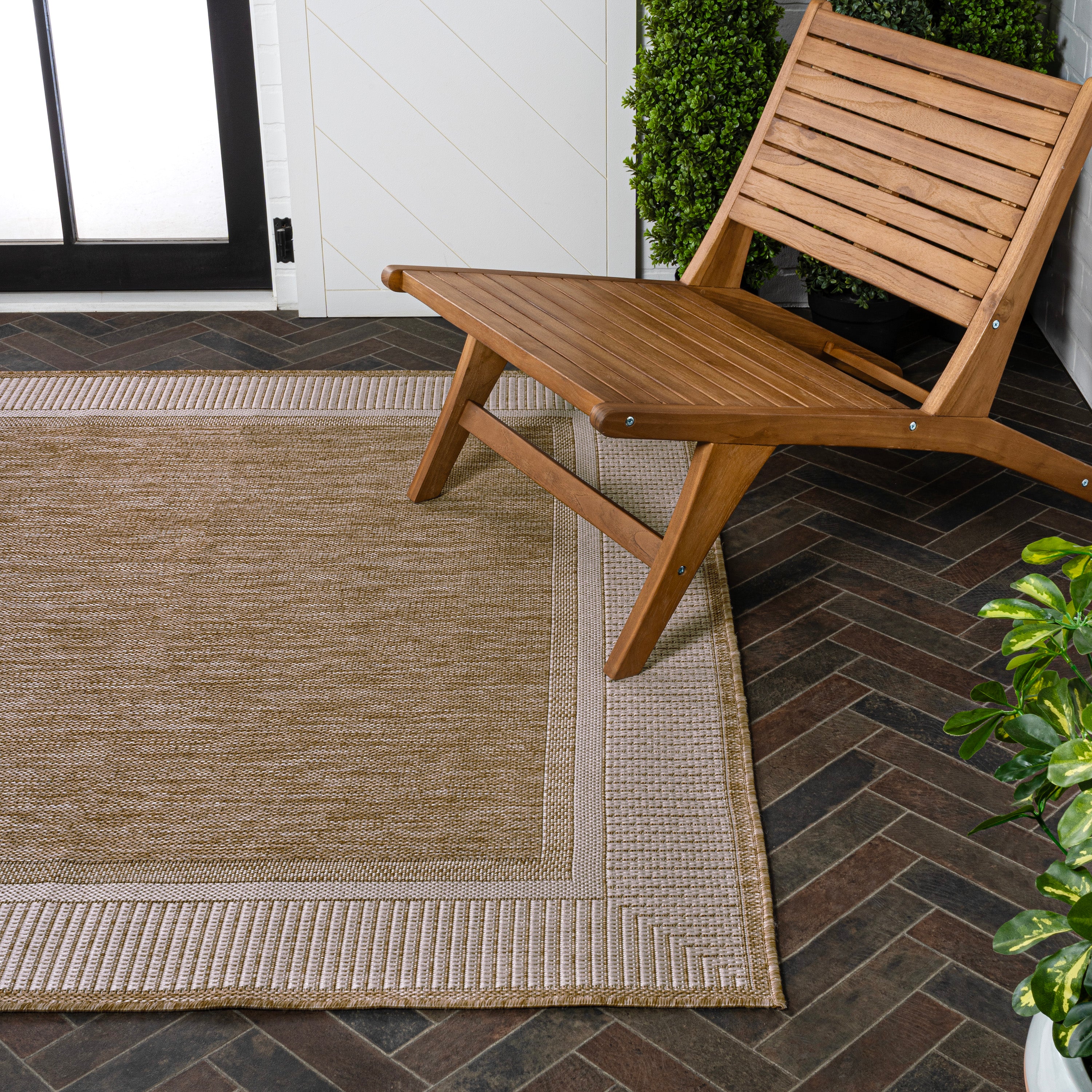 Stylish Hali Coastal Casual Wide Stripe Border Area Rug - Soft & Durable for Living Room, Bedroom, or Beach House Decor