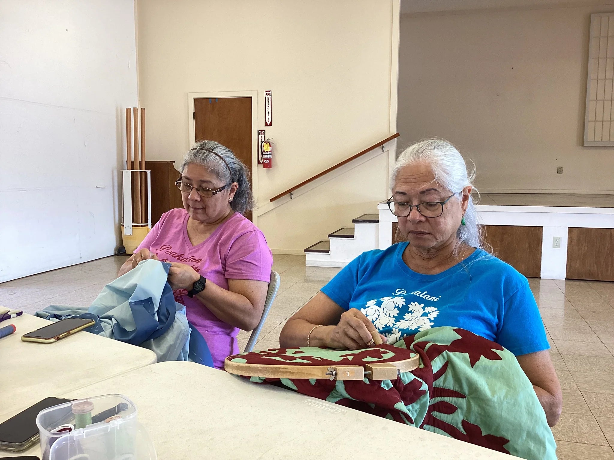 Hawaiian Quilts - Traditional Mauka to Makai Designs Inspired by Island Ecology | Perfect for Home Decor, Bedding & Cultural Gifts