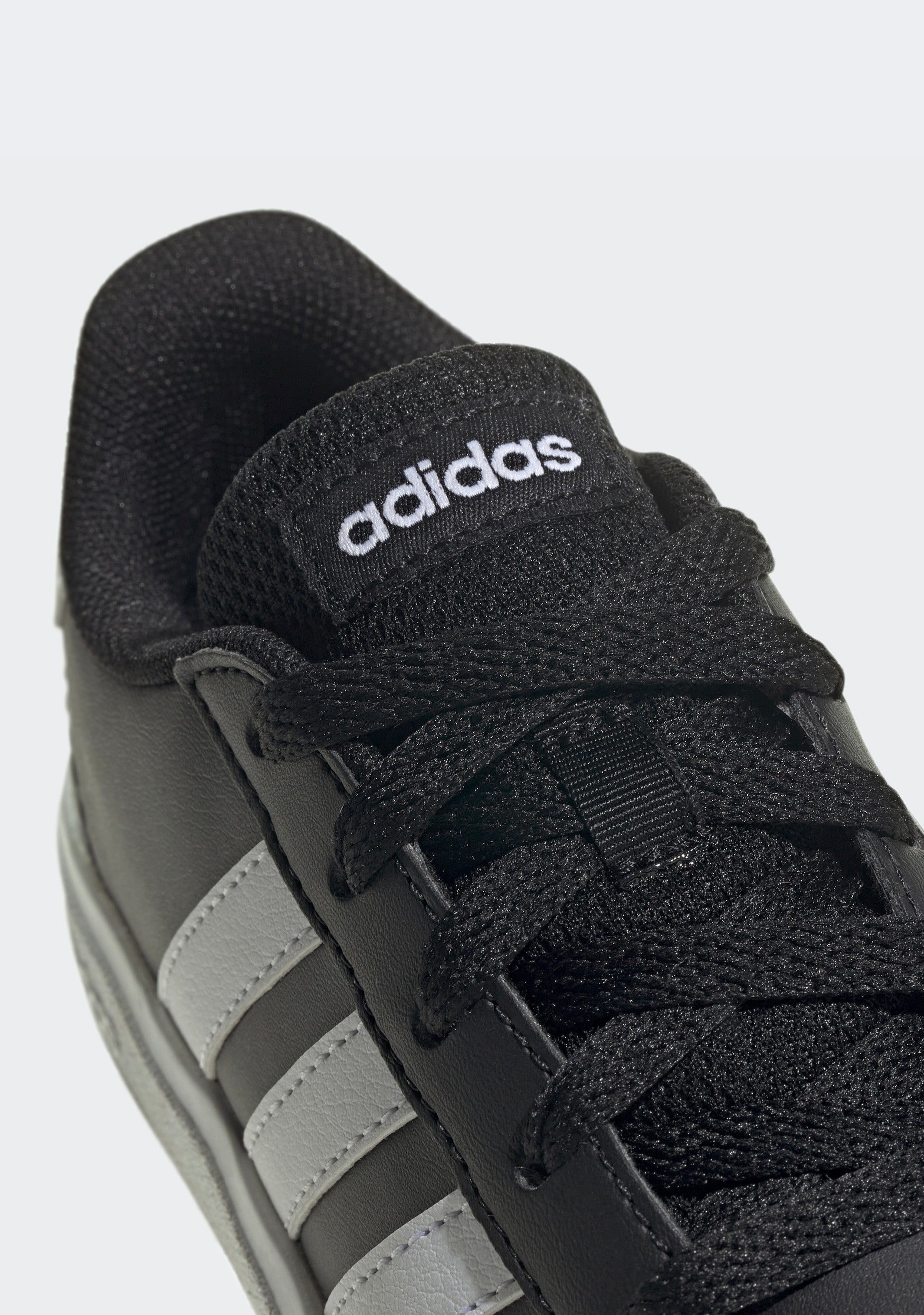 Adidas Kids' Grand Court 2.0 Sneakers - Lightweight Comfortable Tennis Shoes for Boys & Girls - Perfect for School, Sports & Everyday Wear