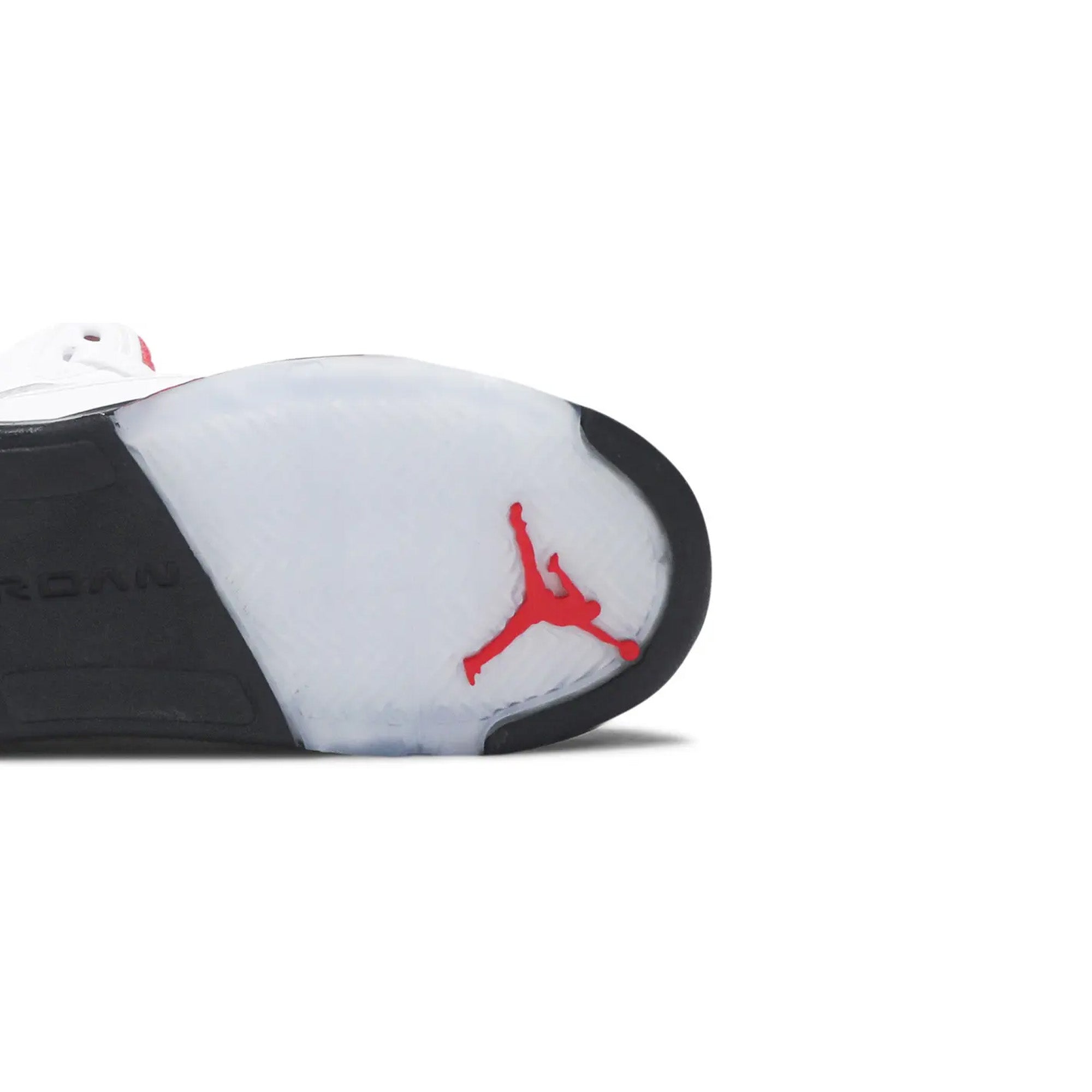 Air Jordan 5 Retro 'Fire Red' PS Boys' Basketball Shoes - Perfect for Court Play & Street Style Fashion