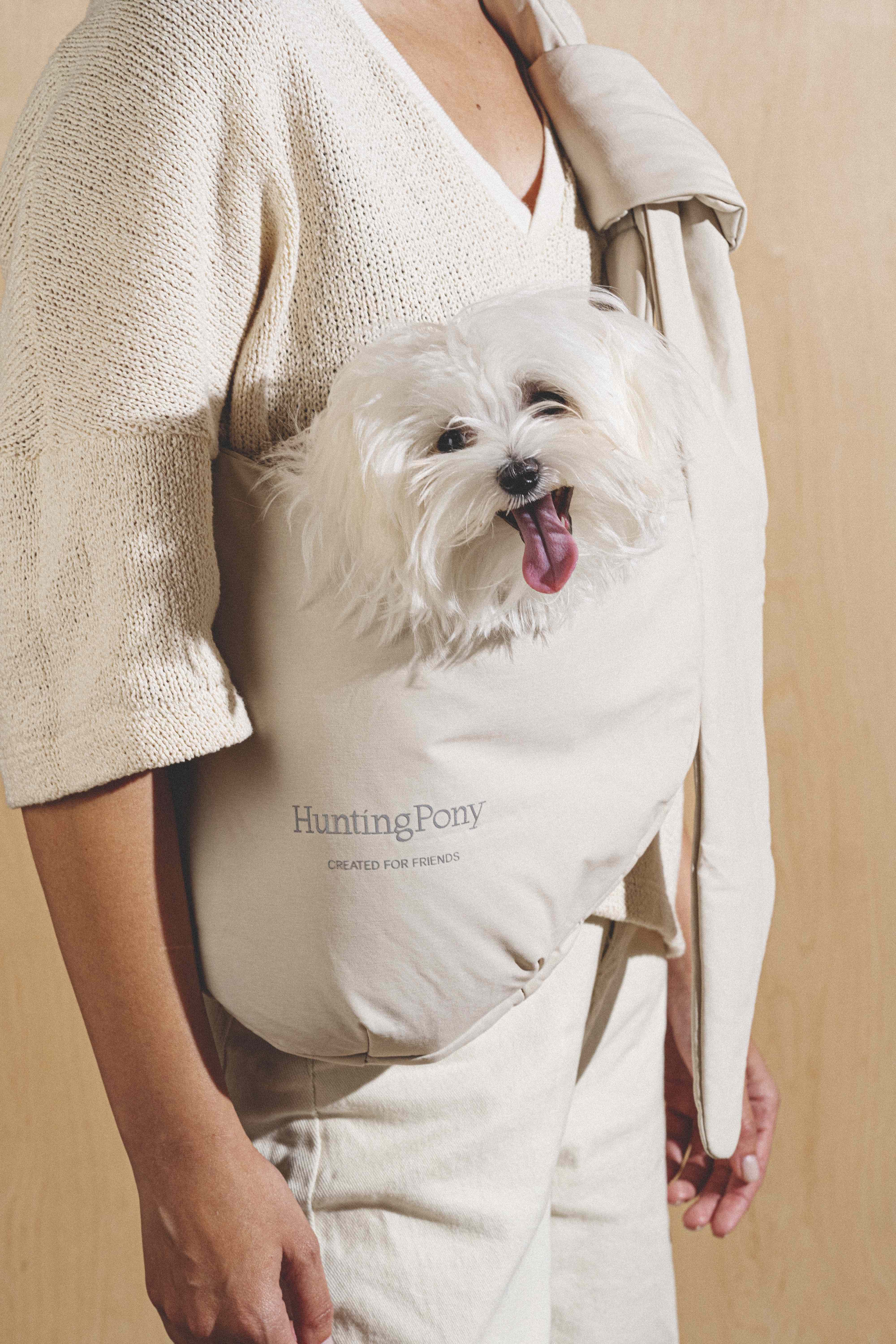 Stylish Sling Bag Pony Kangaroony in Beige - Perfect for Travel, Hiking & Everyday Use
