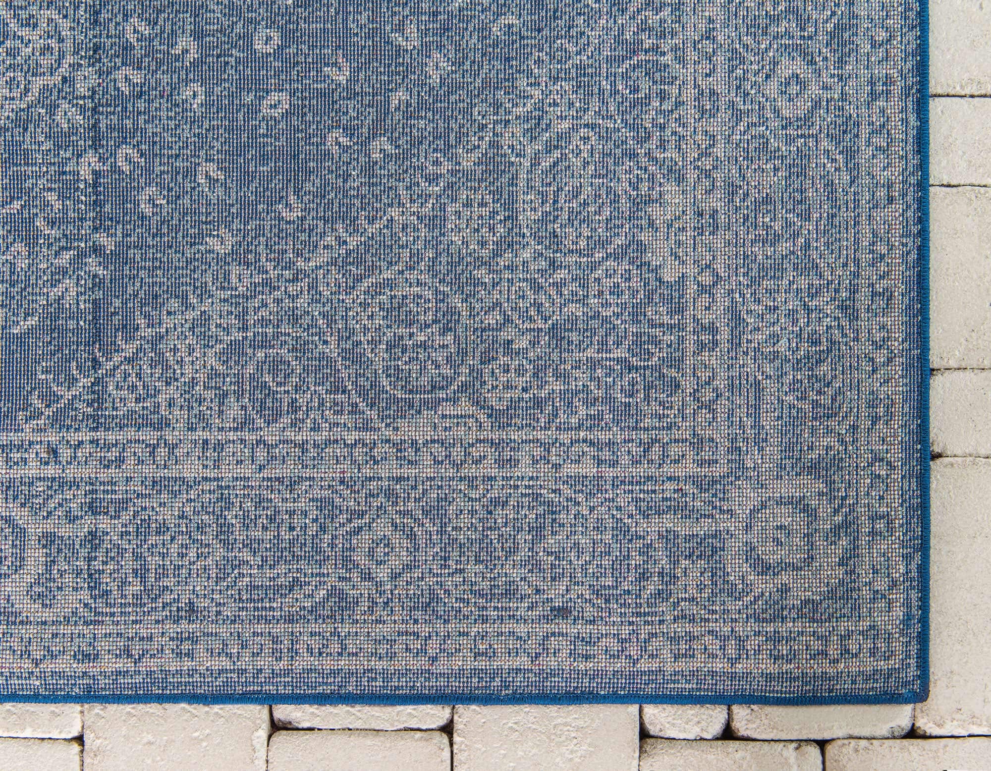 Unique Loom Bromley Collection Area Rug - Midnight Blue & Ivory 7'1