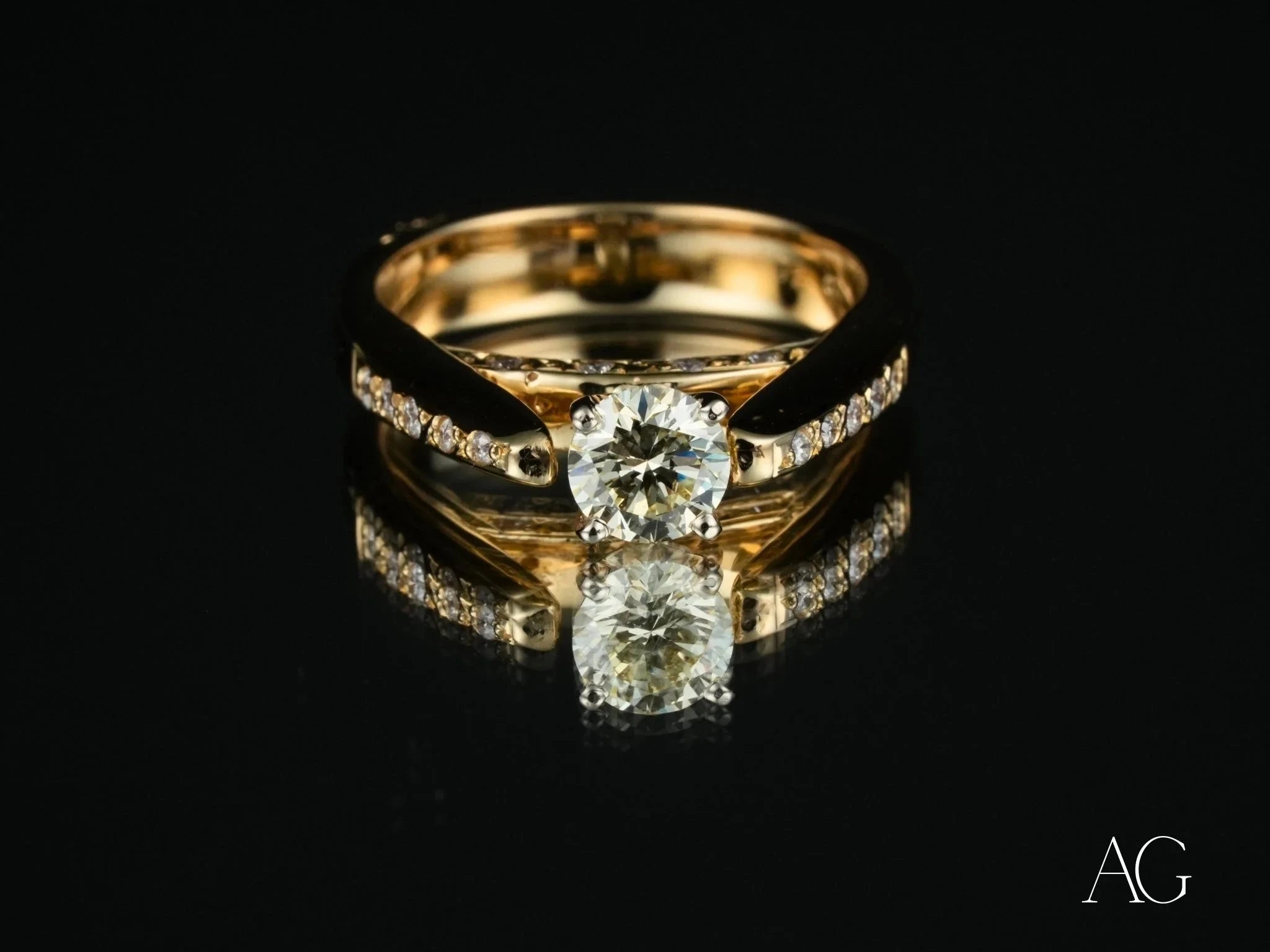 Embrace of Light Engagement Ring - Elegant Solitaire Diamond Ring for Women, 14K White Gold Wedding Band, Perfect for Proposals, Anniversaries & Romantic Occasions