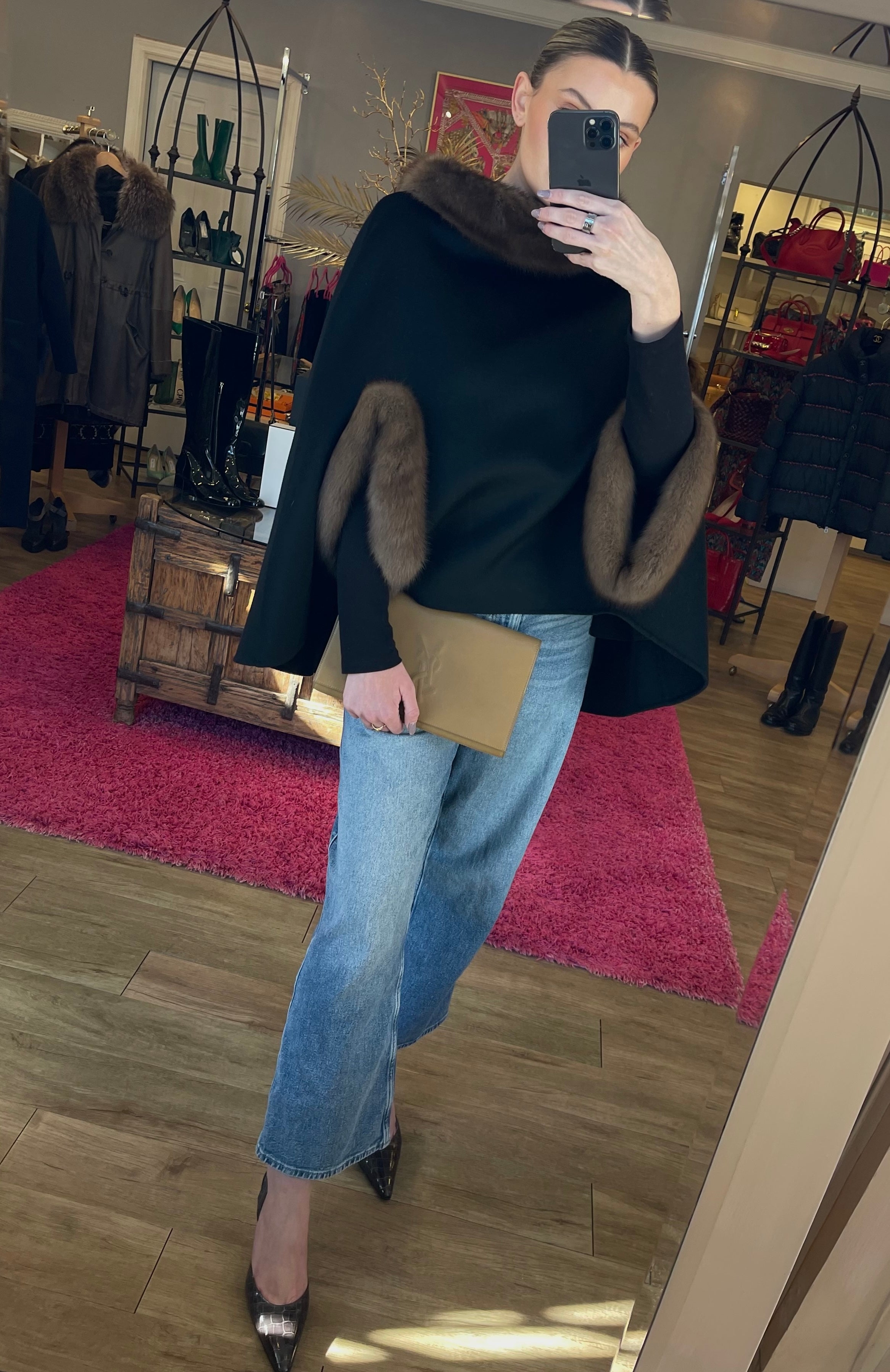 Luxury Oscar de la Renta Cashmere & Sable Fur Poncho Shawl - Soft Warm Winter Wrap for Women, Perfect for Holiday Parties & Cold Weather Fashion