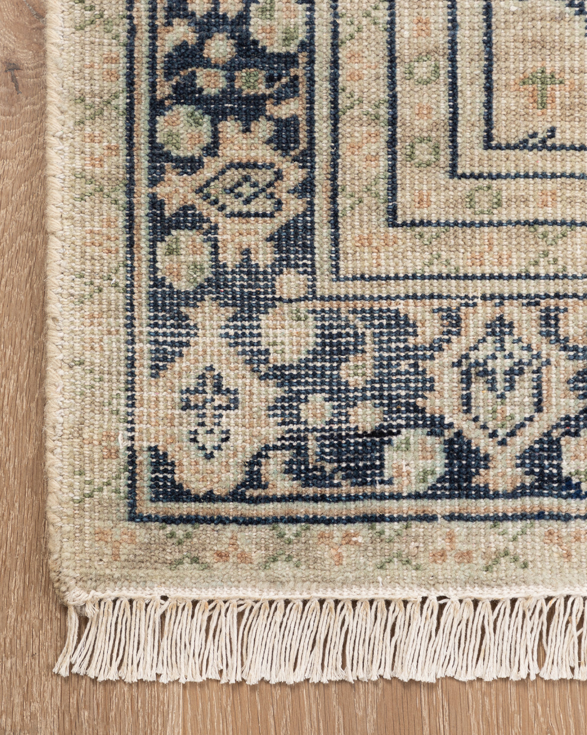 Vercelli Hand Knotted Wool Rug - Premium Handmade Area Rug for Living Room, Bedroom & Dining Room - Soft & Durable Home Decor