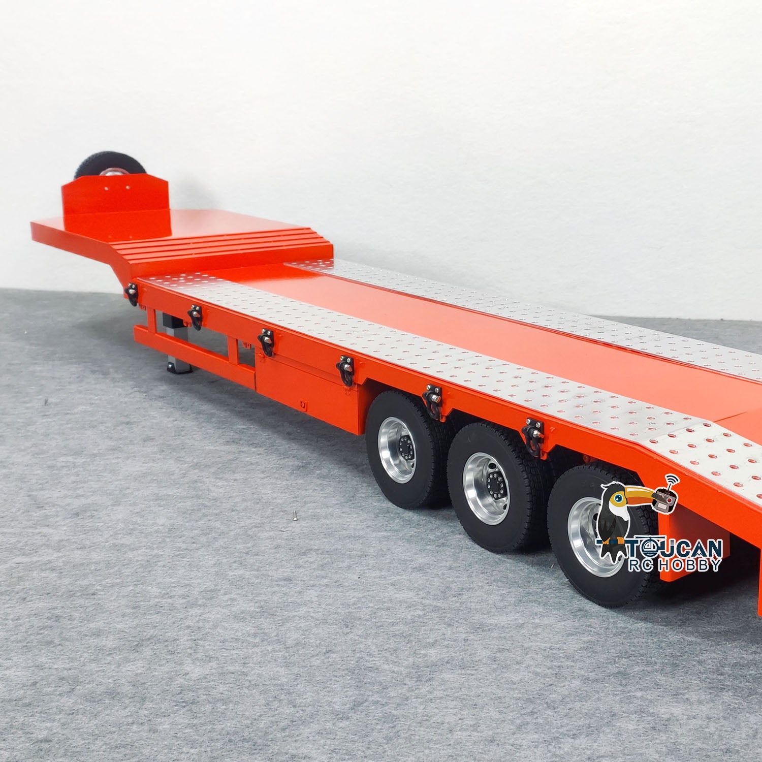 1/14 Scale Metal RC Semi Trailer for Tractor Trucks - Electric Lifting Legs & Tailgate - Realistic Radio Control Simulation Car - DIY Hobby Model for Adults - Perfect for Off-Road Adventures & Truck Shows
