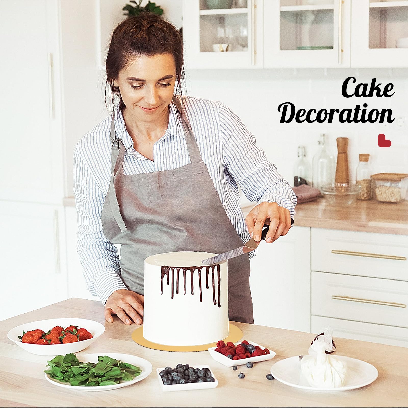 40 Pack 10 Inch Round Disposable Cake Boards - Corrugated Cardboard Cake Plate Circles for Baking, Decorating & Serving - Gold (Ideal for Birthday, Wedding & Party Desserts)
