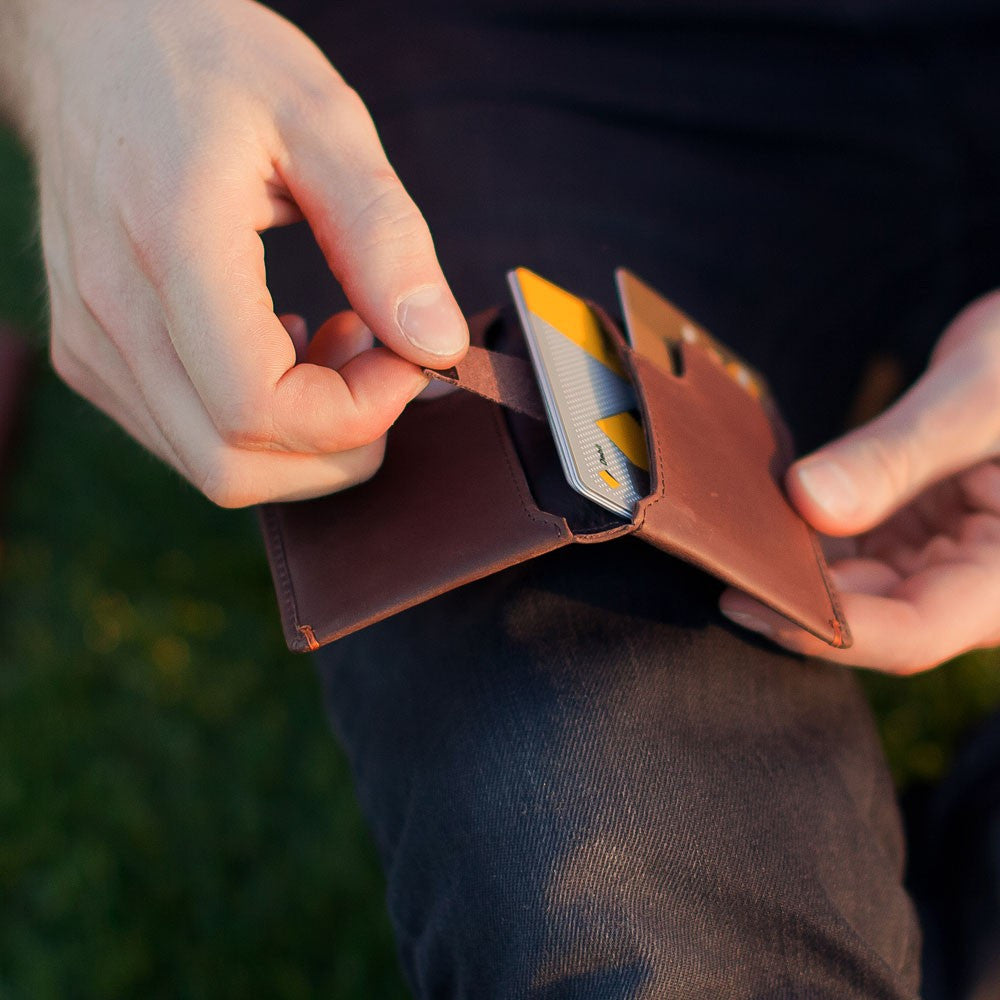 Bellroy Slim Sleeve Wallet - Ultra Thin Minimalist RFID Blocking Leather Wallet for Men - Perfect for Everyday Carry, Travel & Business Use