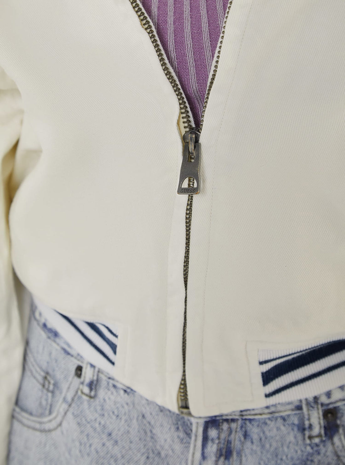 Guess Originals White Cropped Jacket for Women | Stylish Denim Jacket | Perfect for Spring & Summer Outfits | Casual Wear, Street Style, and Date Nights