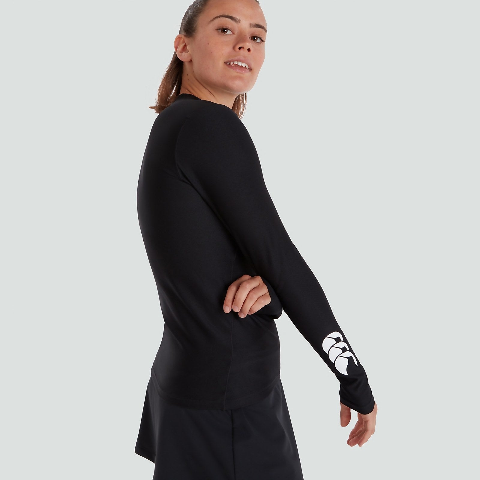 Canterbury Women's Thermoreg Baselayer Long Sleeve Top - Breathable Moisture-Wicking Thermal Underwear for Running, Yoga & Cold Weather Activities - Black