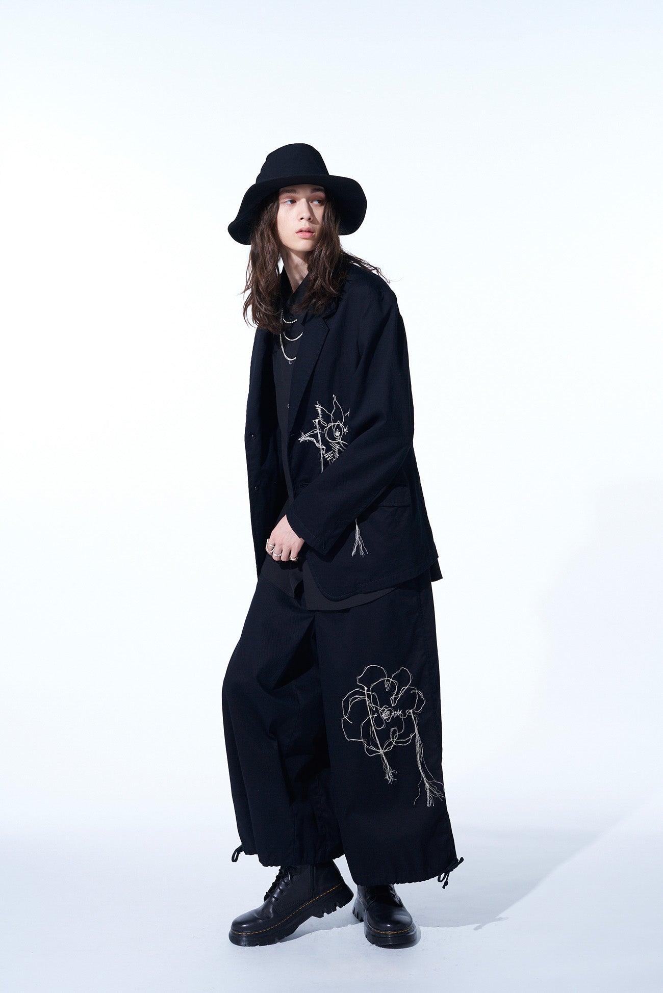Women's Cotton Twill Peony Embroidered Hakama Balloon Pants - Loose Fit Comfortable Japanese Style Trousers for Yoga, Lounge Wear & Casual Outfits