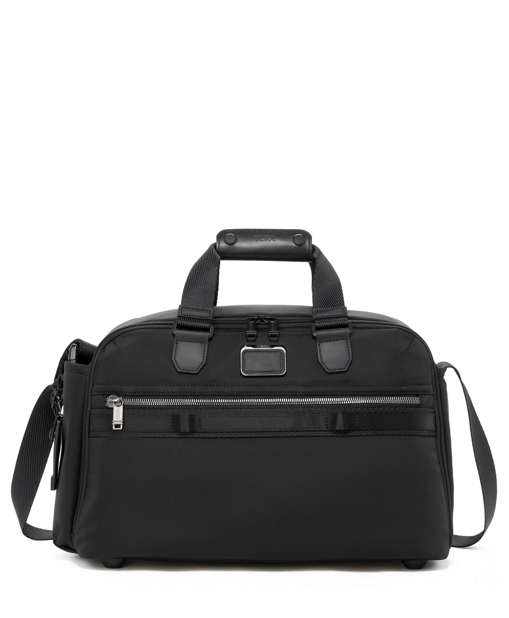 Tumi Fleet Day Duffel Bag - Premium Travel Duffel for Men & Women - Water-Resistant Carry-On Luggage - Perfect for Gym, Work, Weekend Getaways & Business Trips