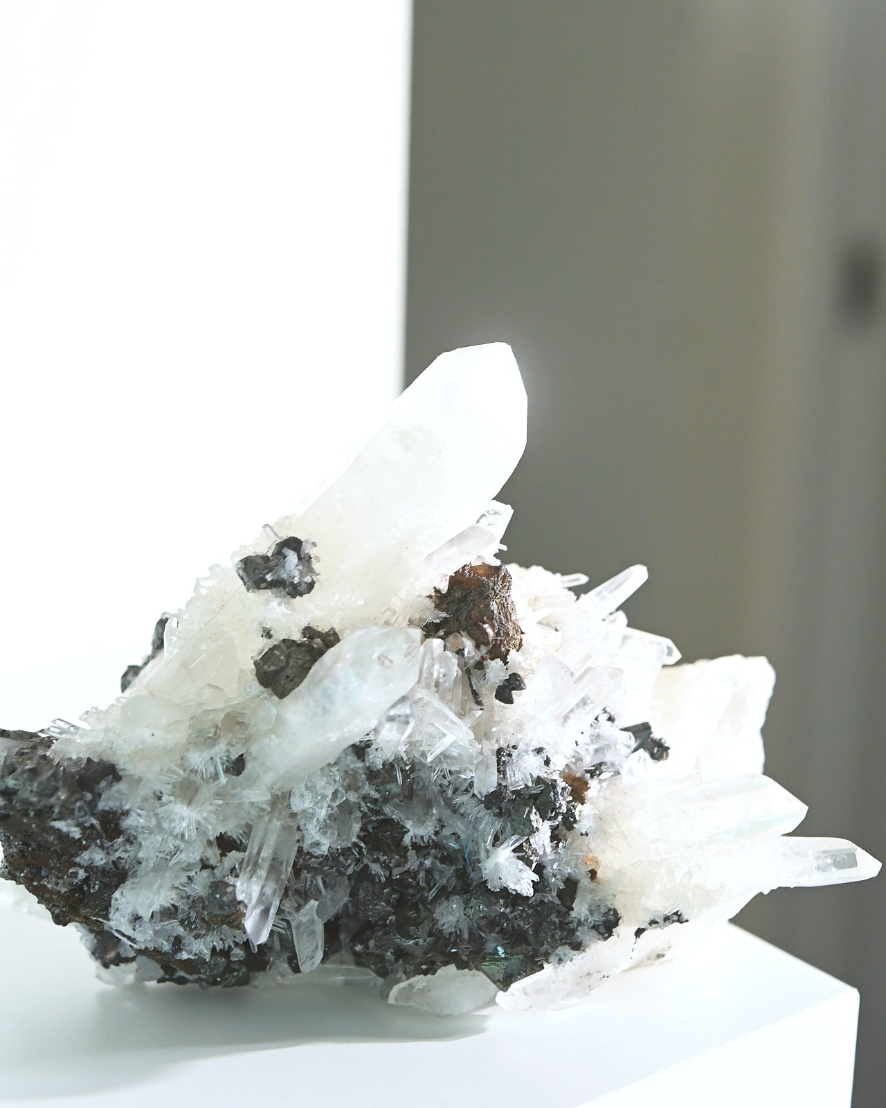 Premium Hubnerite with Quartz Crystal Specimen - 6 Inch Natural Mineral Display for Collectors & Decor | Healing Crystals, Meditation & Feng Shui