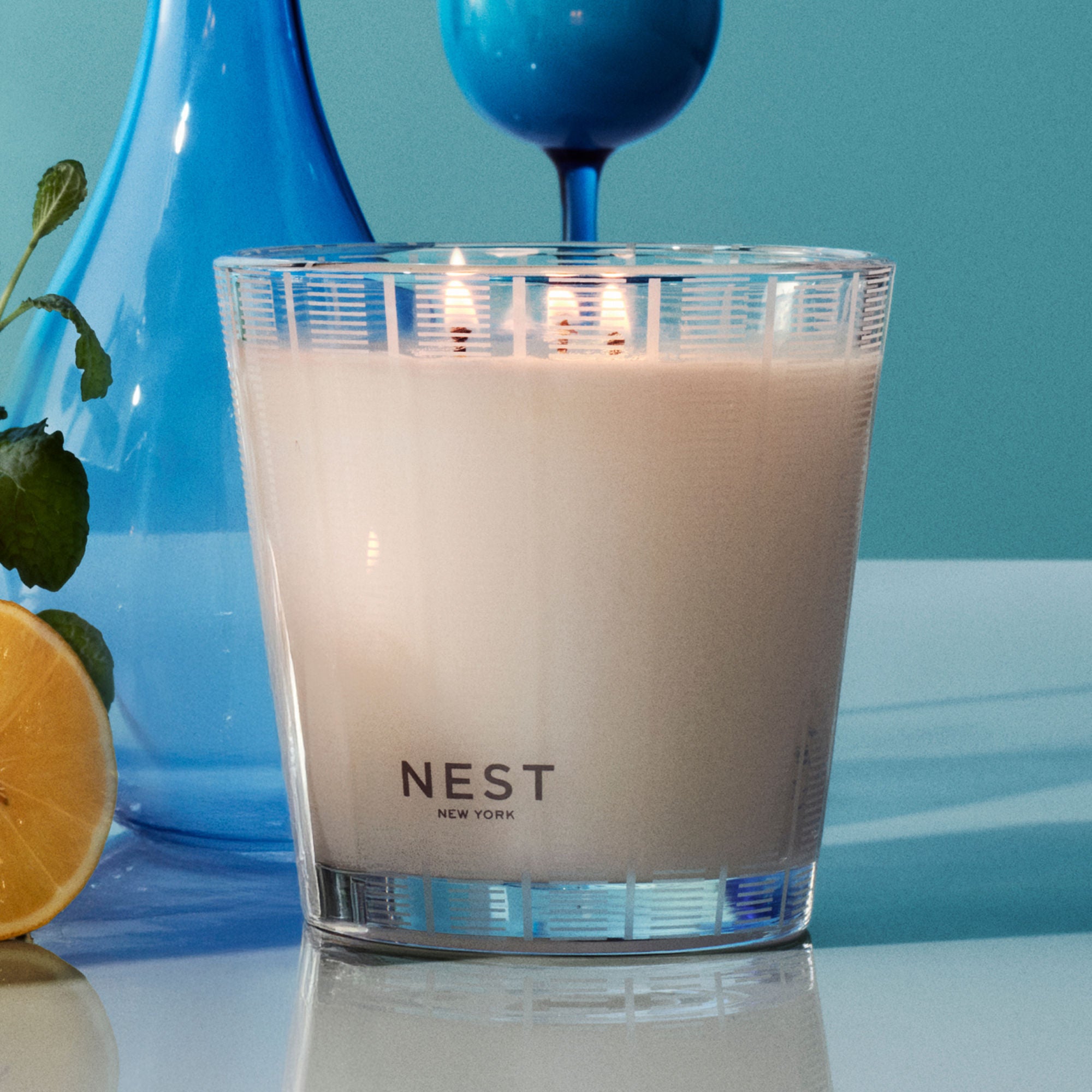 Amalfi Lemon & Mint Scented Candle - Handmade Soy Wax Aromatherapy Candle for Home, Spa & Relaxation - Perfect for Living Room, Bedroom & Bathroom