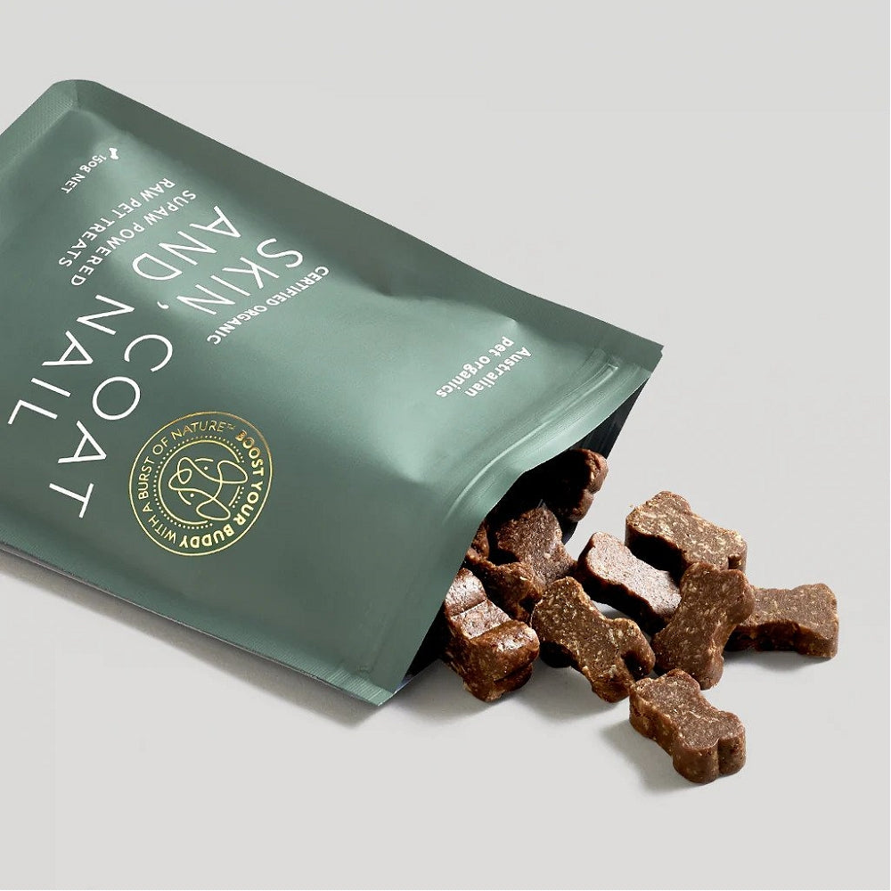 Premium Skin, Coat & Nail Health Dog Treats - Omega 3 & Biotin Supplement for Shiny Fur & Strong Nails - Perfect for Daily Grooming & Allergy Relief