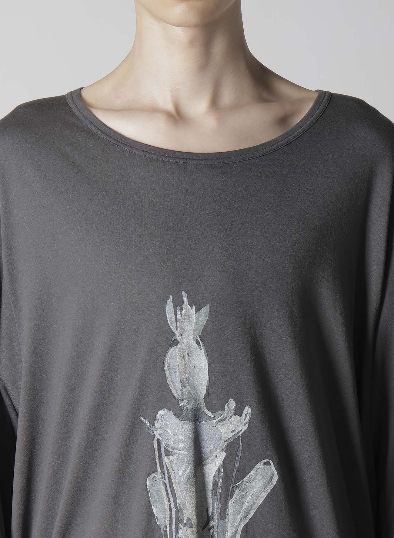 C/MO Jersey Big & Long Sleeve T-Shirt - Comfortable Oversized Fit for Men & Women - Perfect for Casual Wear, Layering & Street Style Fashion