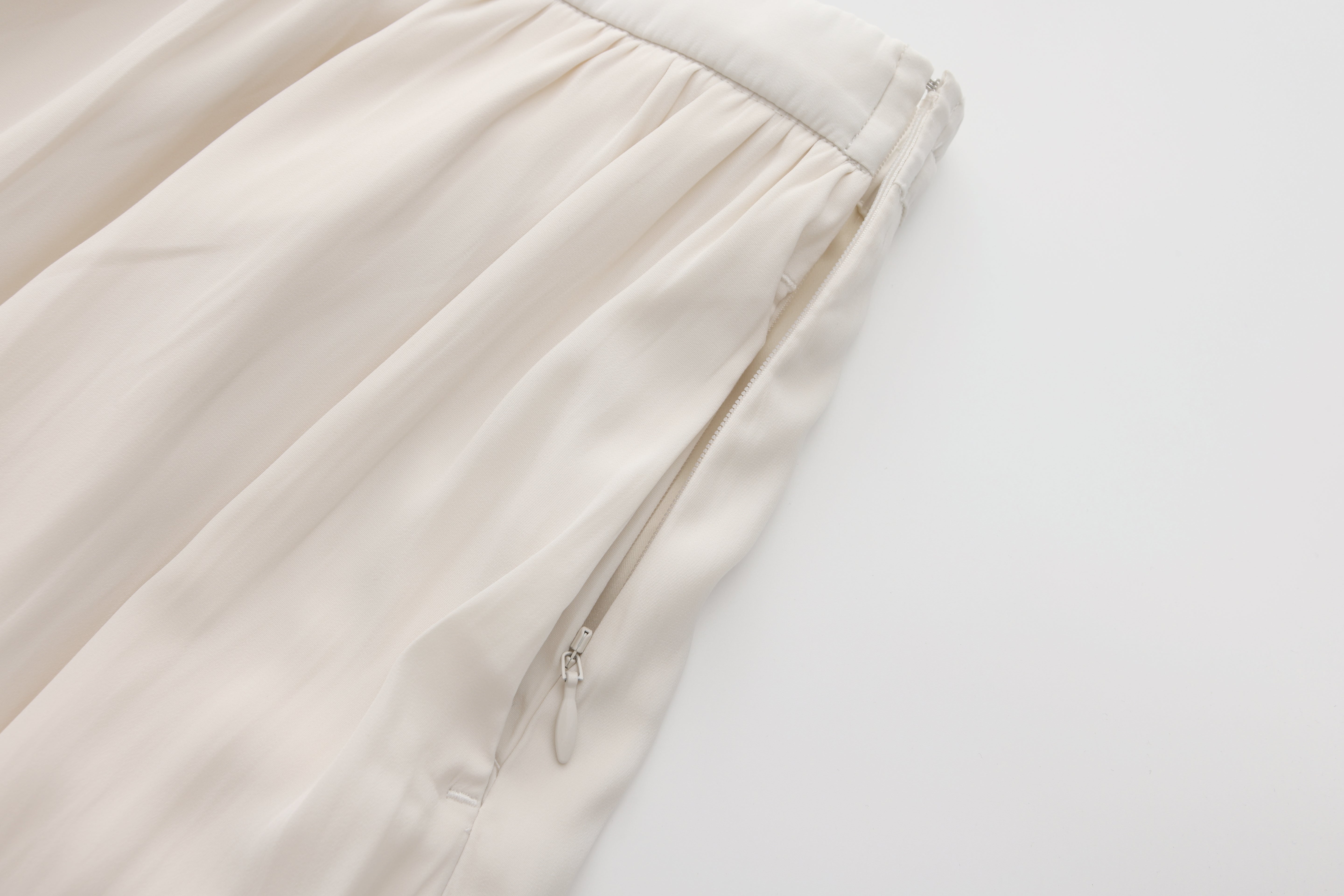 Elegant Flounce Maxi Skirt for Women - Boho Summer Beach Dress with Side Slit | Perfect for Vacations, Weddings & Date Nights