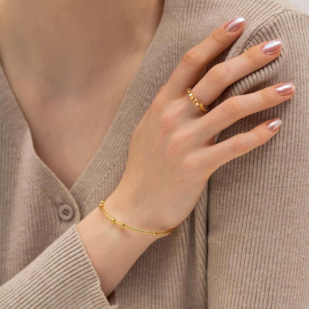 18K Gold Cube Beads Ring - Elegant Stackable Minimalist Ring for Women | Perfect for Everyday Wear, Layering & Special Occasions | JDR363