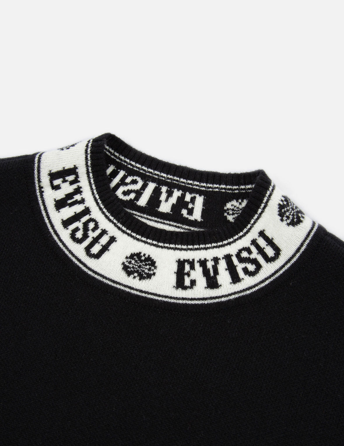 Premium Logo & Kamon Jacquard Knitted Sweater for Men & Women - Stylish Japanese-Inspired Pullover for Casual Wear & Winter Fashion