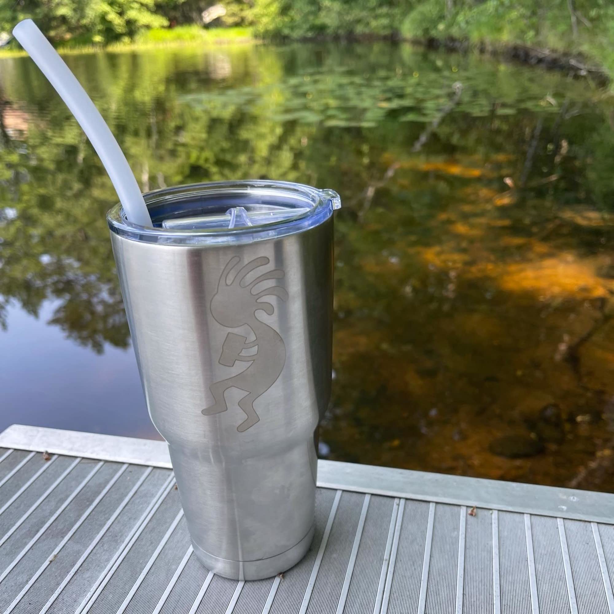 Aquapelli 28oz Vacuum Insulated Stainless Steel Travel Tumbler - Keeps Drinks Hot/Cold for Hours - Perfect for Commuting, Hiking & Office Use