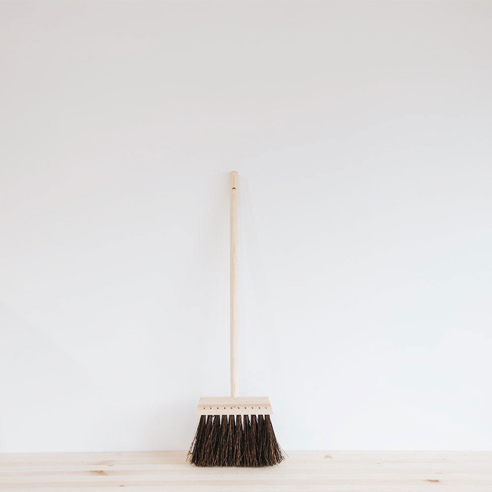Premium Wooden Outdoor Broom - Short Handle for Patio, Deck & Garden Cleaning | Durable Natural Bristles for Leaves & Debris