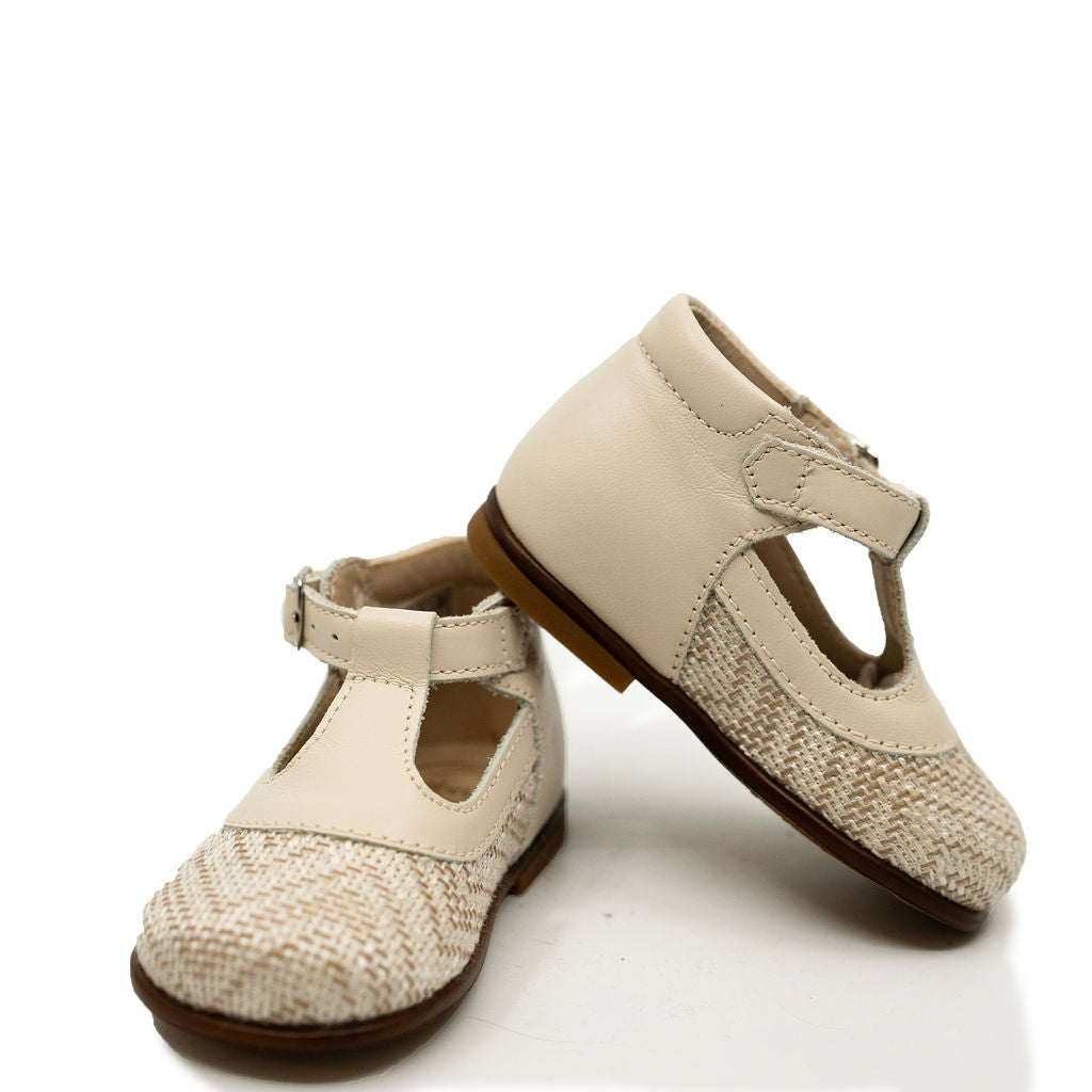 Beberlis Soft Linen Baby Shoes for Boys & Girls - Breathable & Comfortable First Walkers for Newborns, Infants & Toddlers - Perfect for Indoor Play, Outdoor Walks & Special Occasions