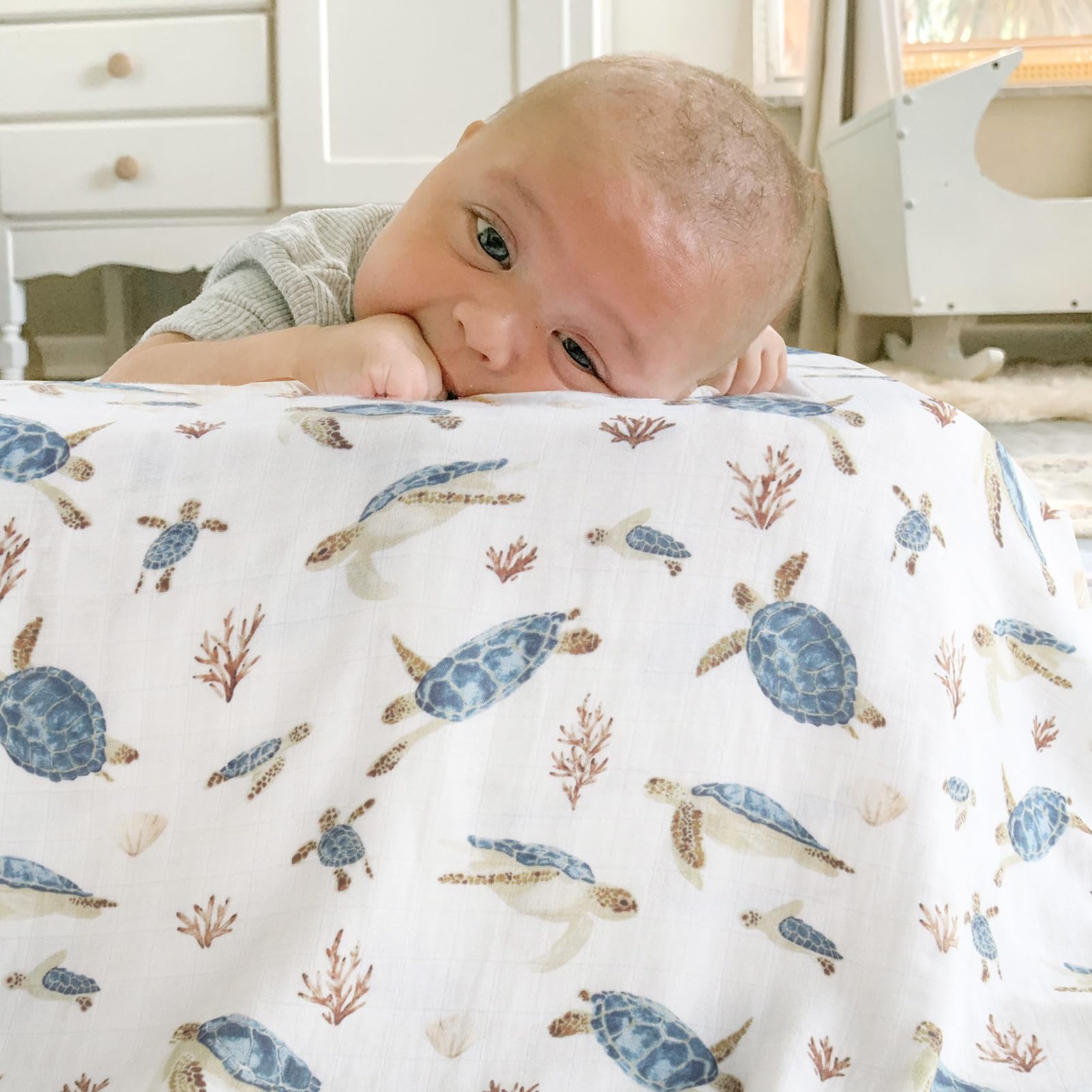 Organic Muslin Swaddle Blankets for Baby - Soft Breathable Neutral Swaddling Wraps, Washcloths & Nursery Receiving Blankets for Boys & Girls | Perfect for Newborn Sleep, Swaddling & Photo Shoots