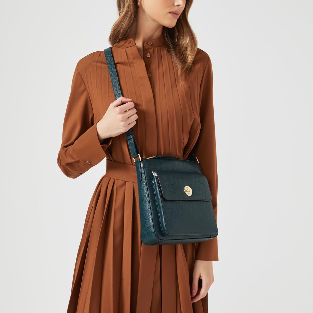 RADLEY London Colebrook Small Zip Top Crossbody Bag for Women - Stylish & Compact Purse for Everyday Use, Travel, and Work