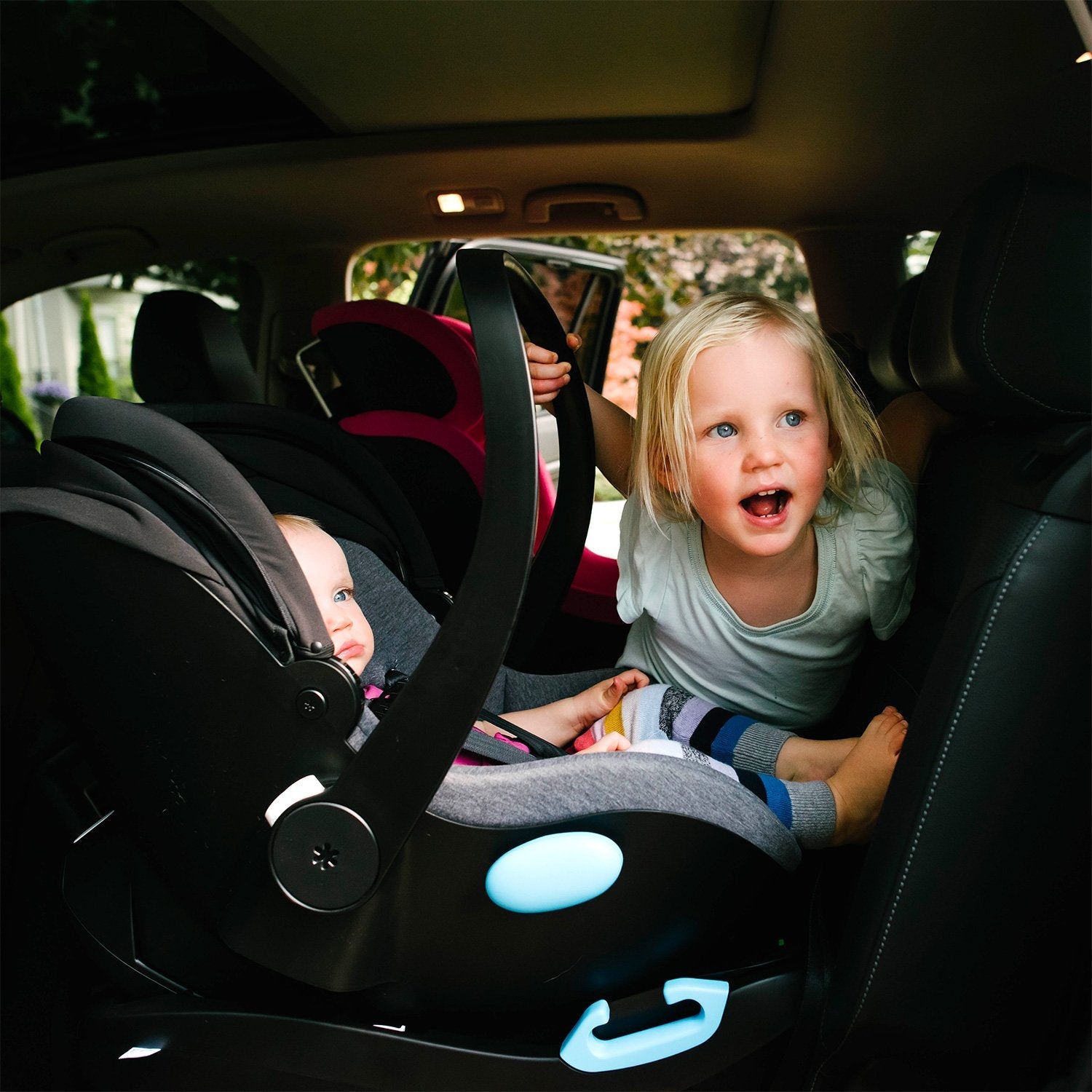 Clek Liing Infant Car Seat – Safe & Comfortable Baby Car Seat for Newborns to 35 lbs – Perfect for Travel, Daily Commute & Family Road Trips