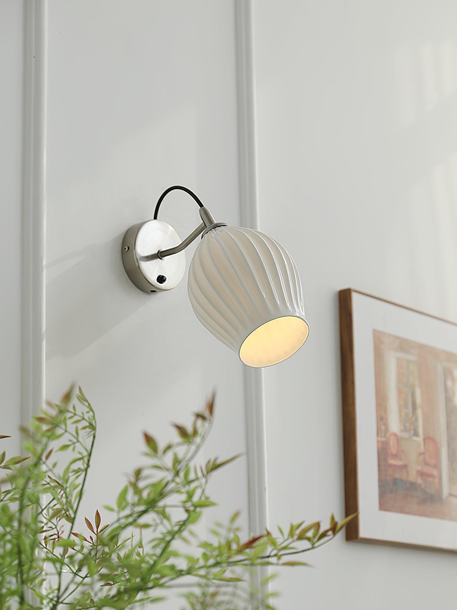 Modern Ceramic Ribbed Wall Light Fixture - Sleek & Stylish Indoor/Outdoor Sconce for Living Room, Bedroom, or Patio Lighting