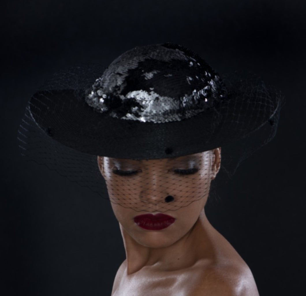 FH3330 Black Funeral Hat with Veil - Elegant Mourning Headwear for Women - Perfect for Funerals, Memorials & Formal Occasions
