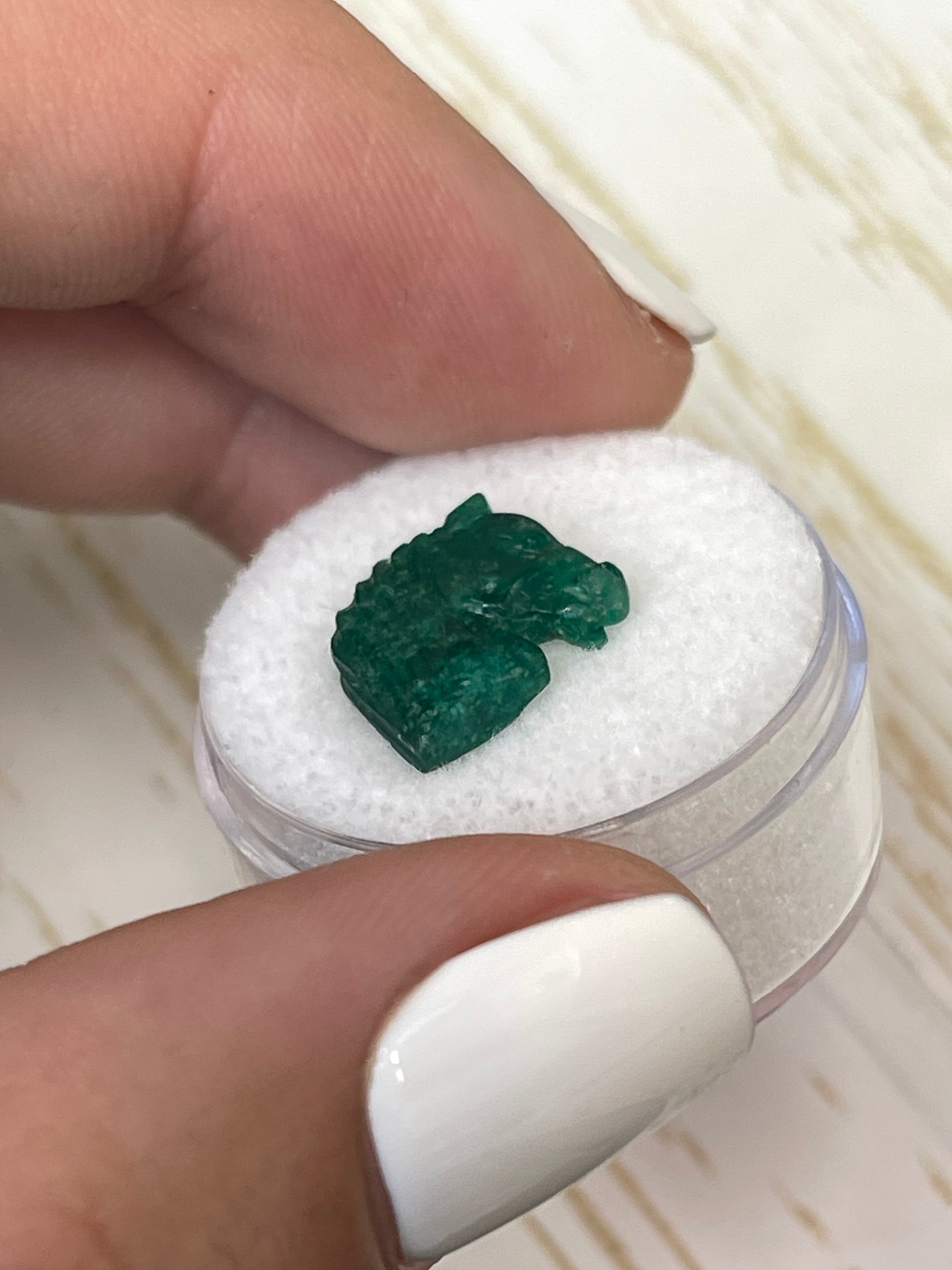 4.28 Carat 16mm x 13mm Genuine Hand-Carved Emerald Horse Head Pendant - Perfect for Jewelry Making, Gift Giving & Spiritual Healing