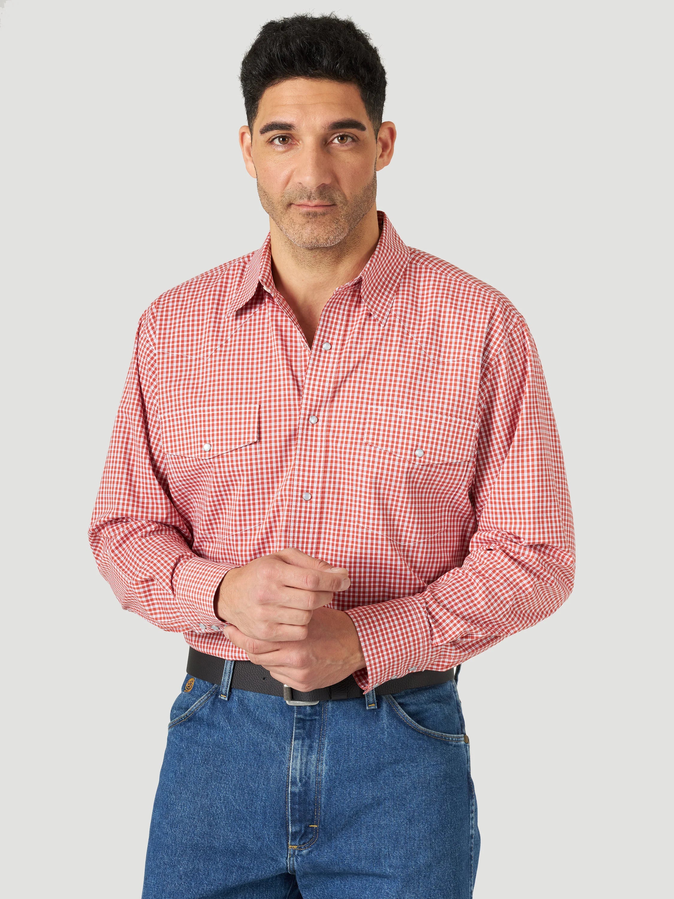 Wrangler Men's Snap Relaxed Fit Shirt - Rust Color Western Plaid Shirt for Casual Wear & Outdoor Activities