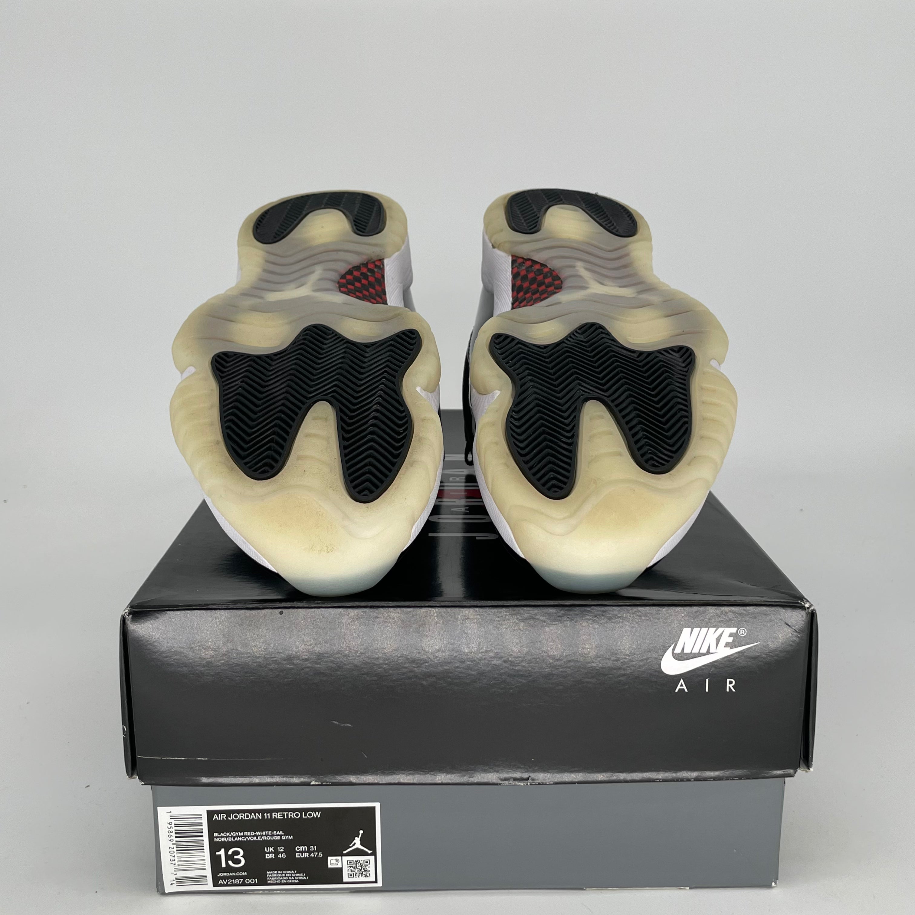 AIR JORDAN 11 Retro Low 
